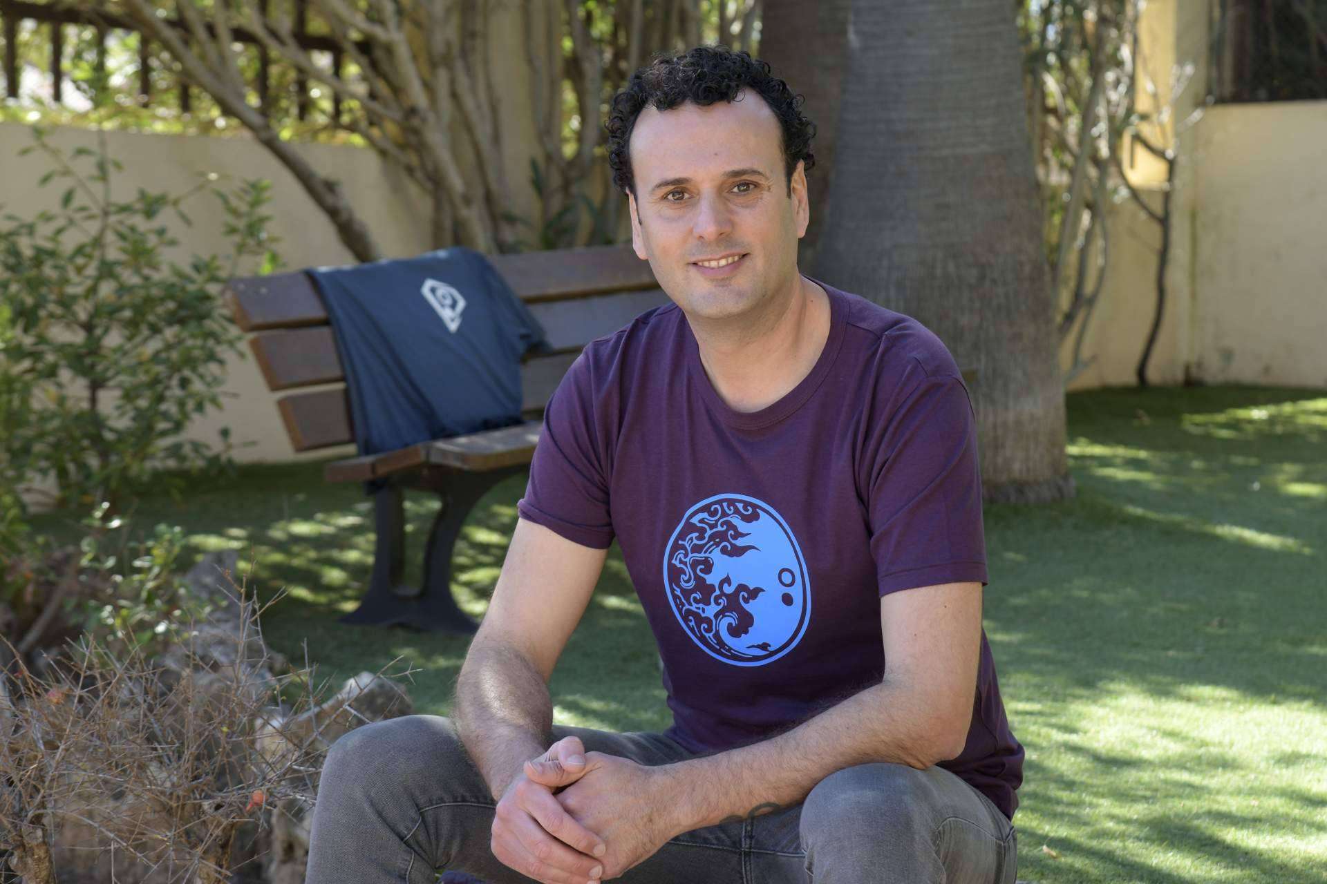 Una entrevista con el fundador de Kanaluha, la tienda de ropa ecológica