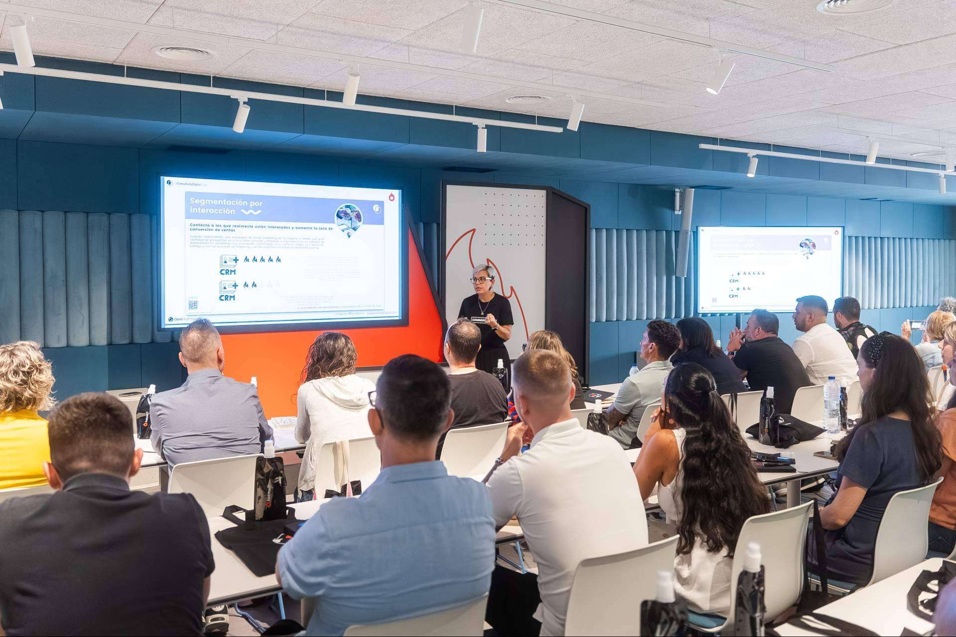 Inteligencia artificial, software 'no-code' y marketing digital; profesiones con futuro