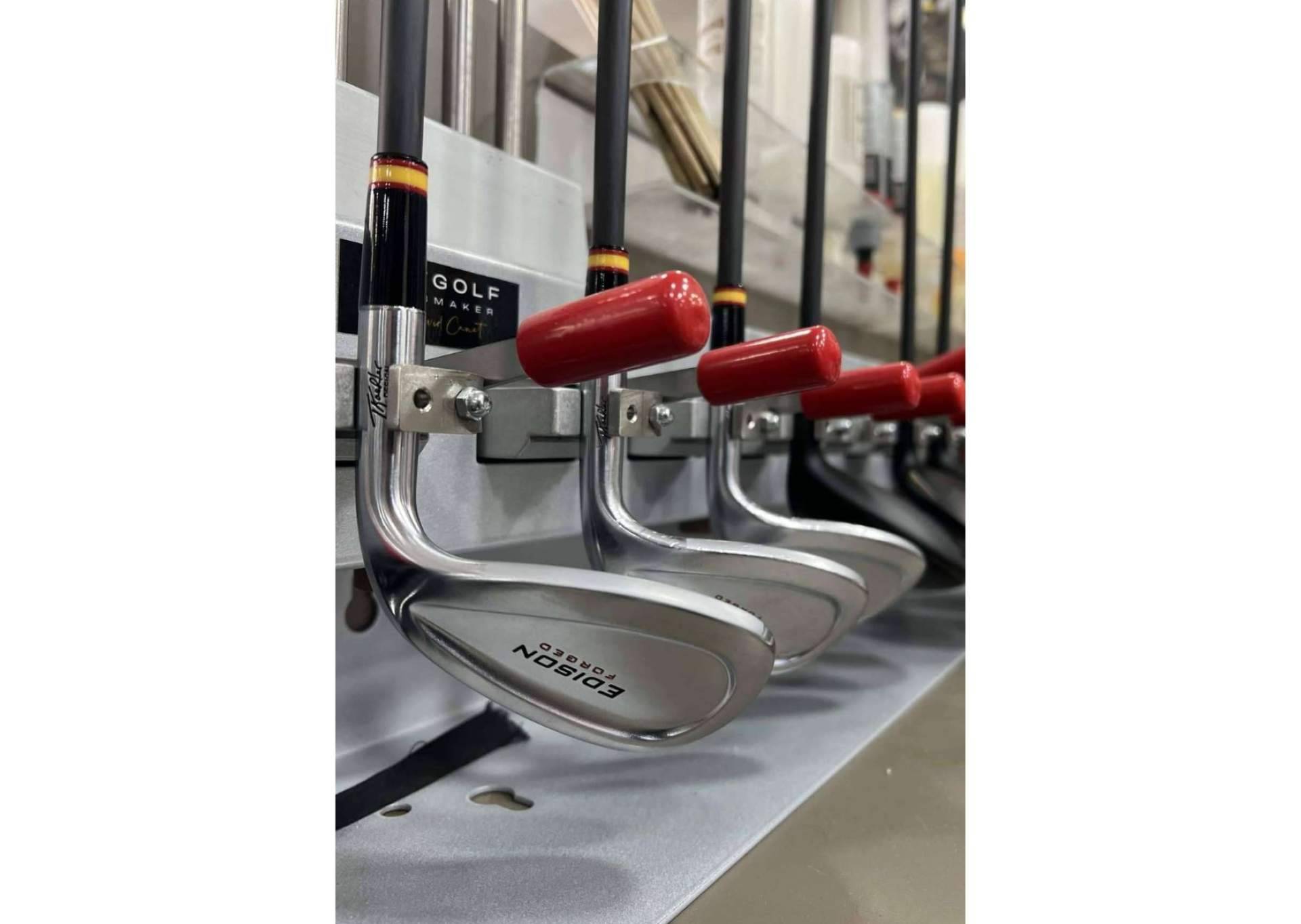 El taller Totgolf Clubmaker está especializado en el estudio del juego de palos de golf