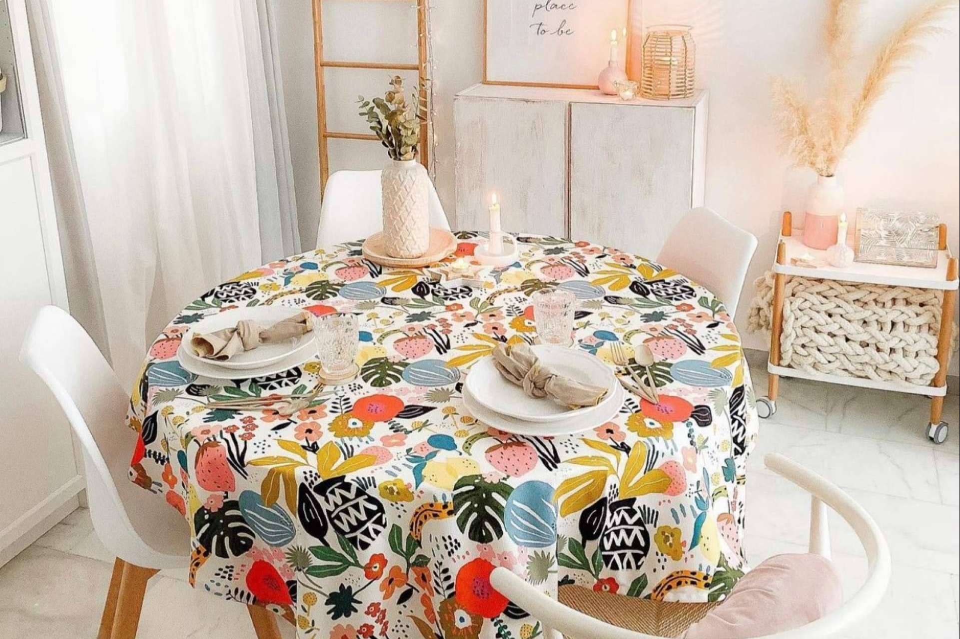 Sokios pone a disposición manteles textiles para que las mesas luzcan bonitas tanto en interiores como en exteriores