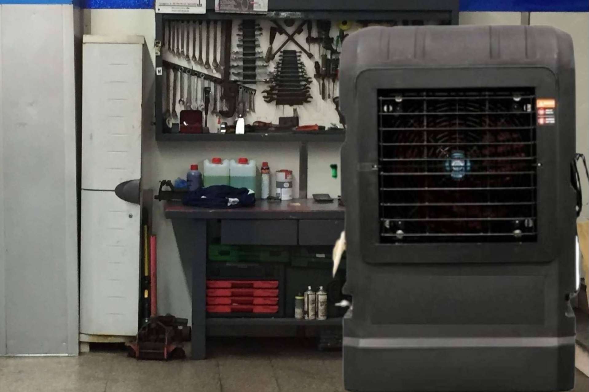 La compañía Esencial Cool ofrece equipos de climatización evaporativa portátil