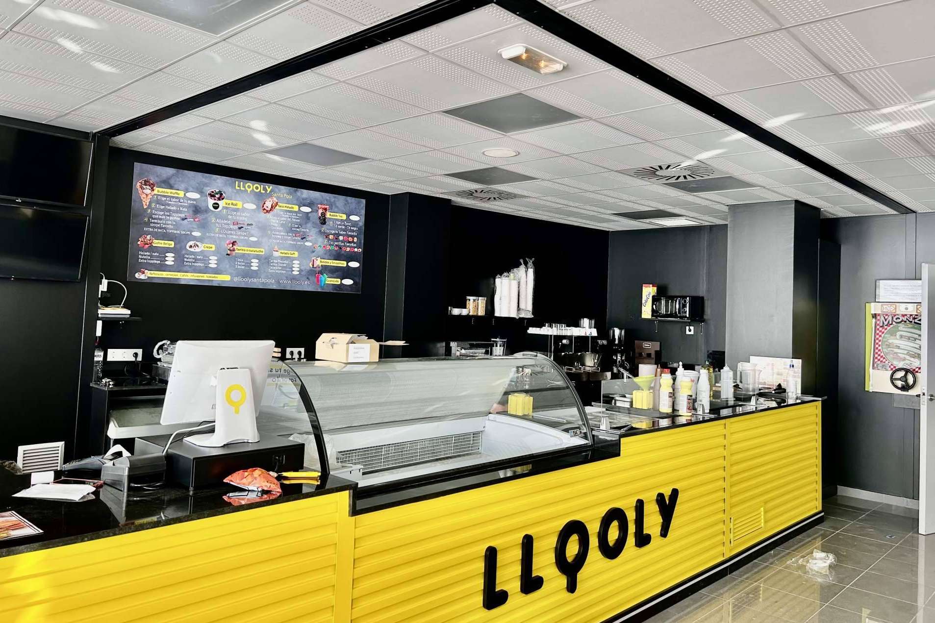 El éxito constante de Llooly y sus 3 nuevas aperturas en Santa Pola, Sevilla y Algeciras en el mes de marzo