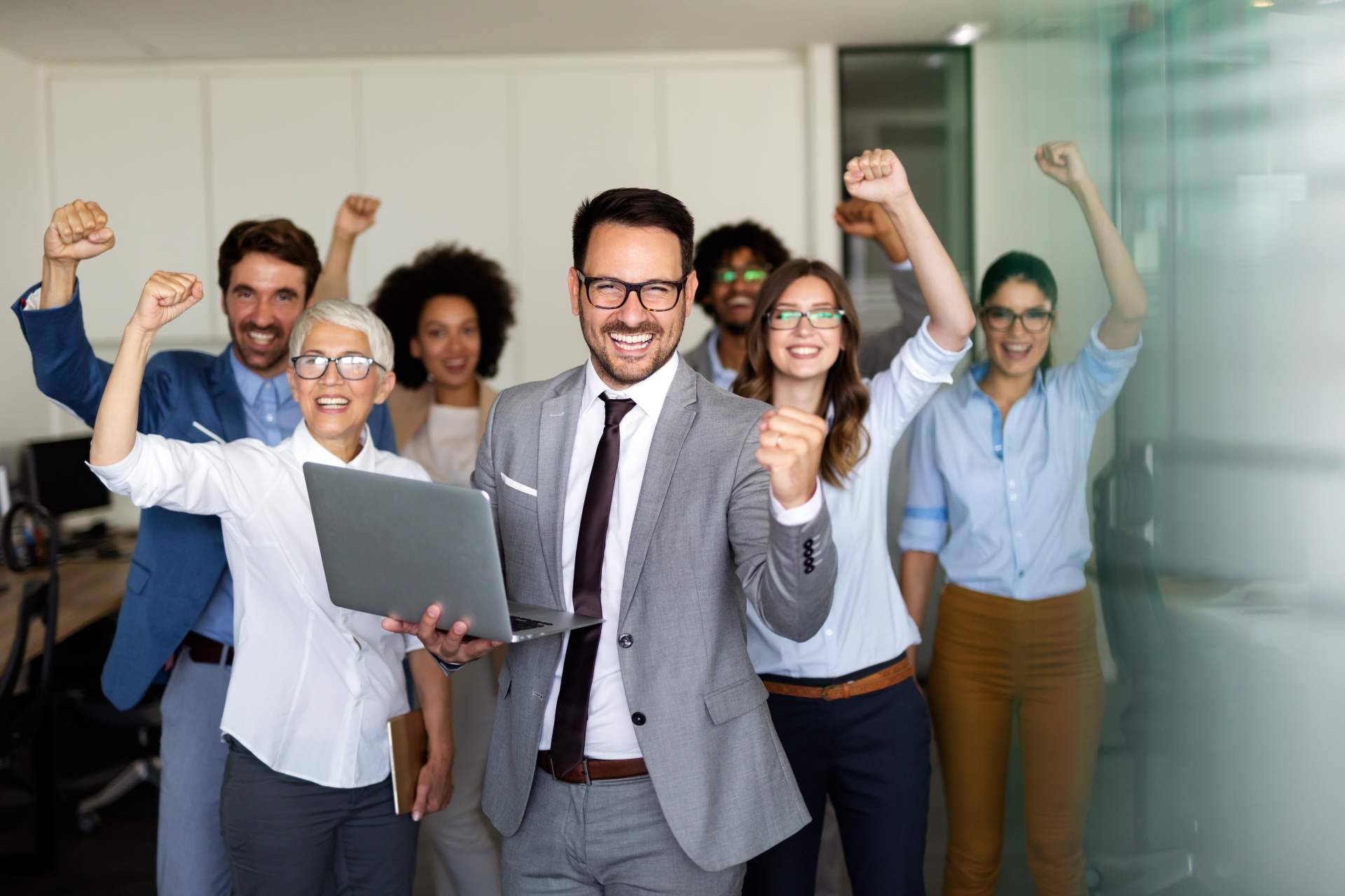 ¿Cómo preparar a un equipo para la era de la inteligencia artificial? Las estrategias de reskilling y upskilling