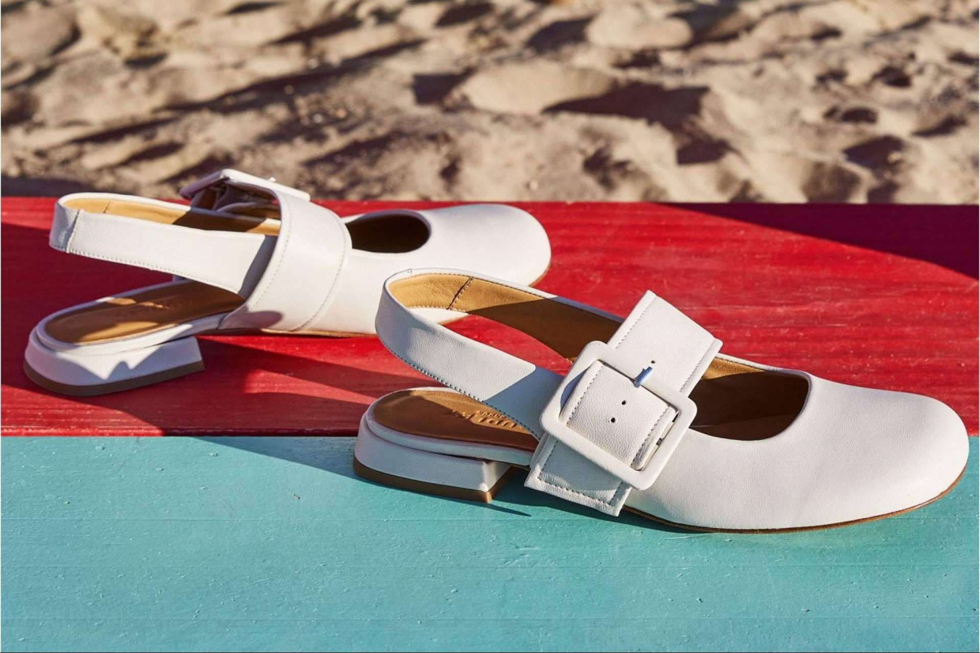 Sandalias planas veraniegas de Audley Shoes