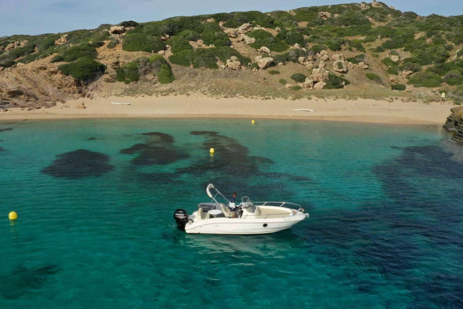 Recorrer Menorca con todas las comodidades es posible gracias a empresas como Ola Menorca