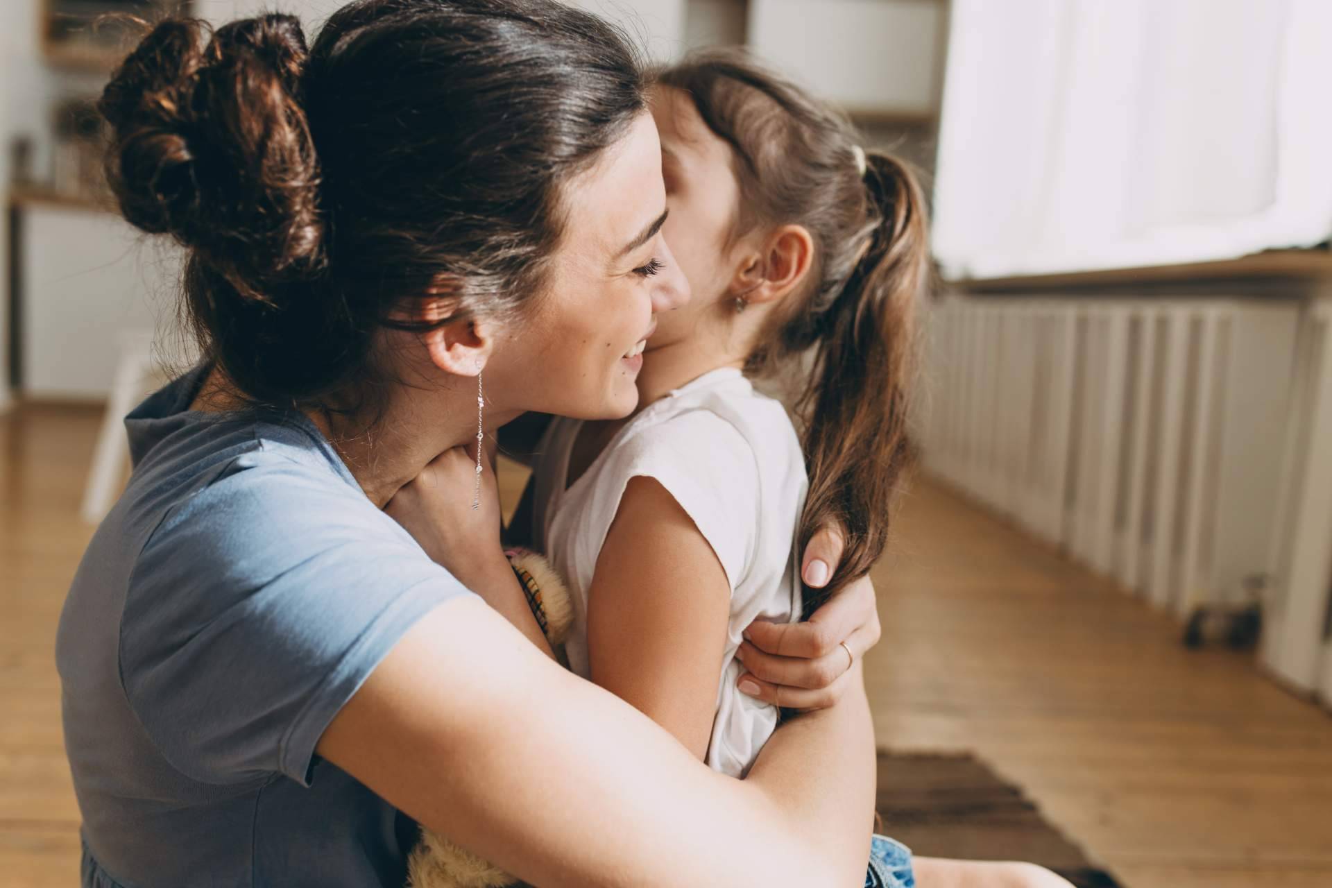 Una educación imperfecta de Editorial Sentir, un libro que busca promover la educación infantil respetuosa