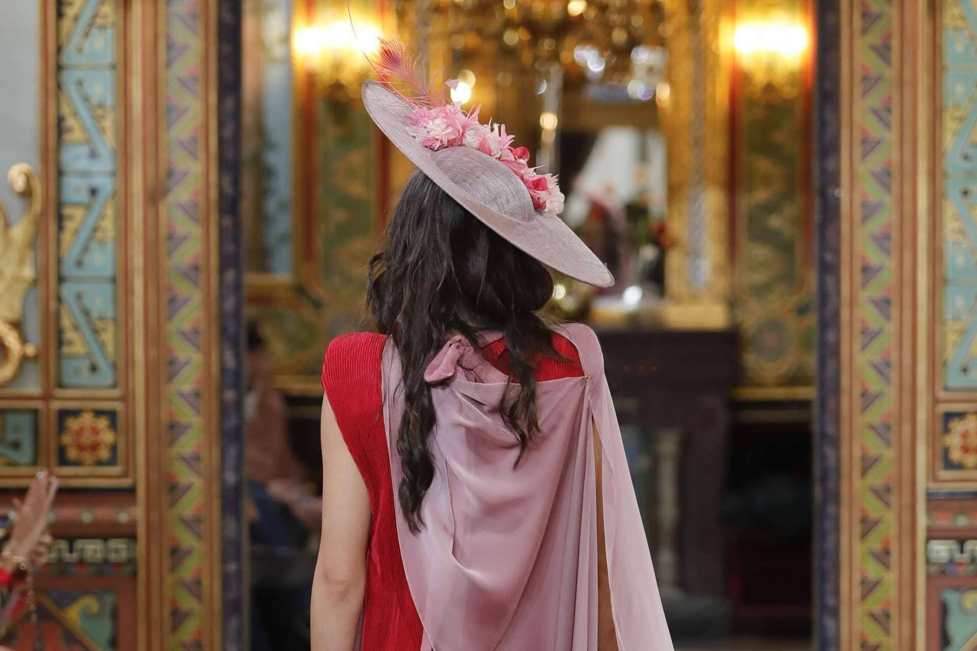 Tendencia para invitadas de boda; artesanía hecha en España