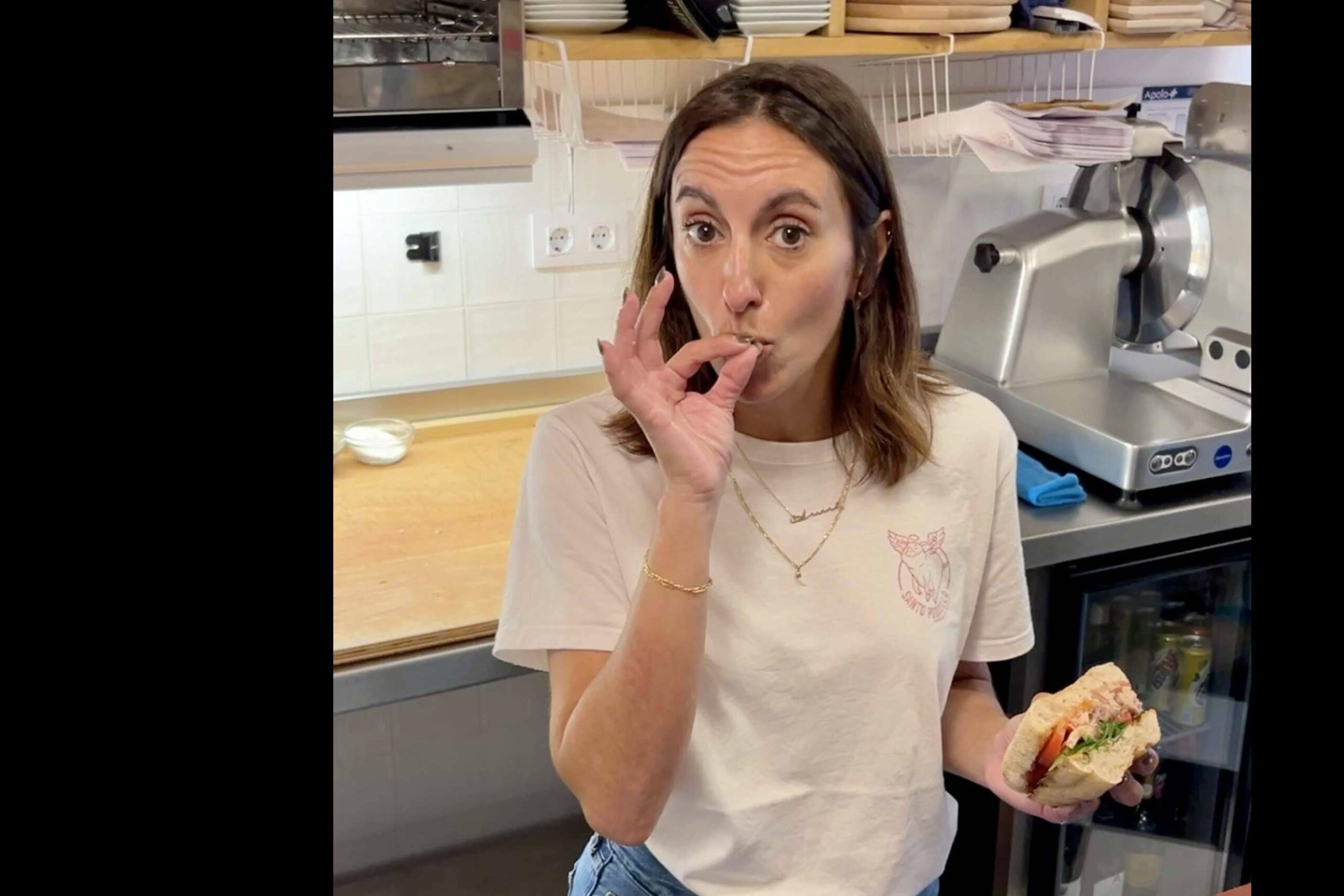 El panino especial Good2be creado por Ariana Díaz en la bodega y charcuteria italiana Santo Porcello
