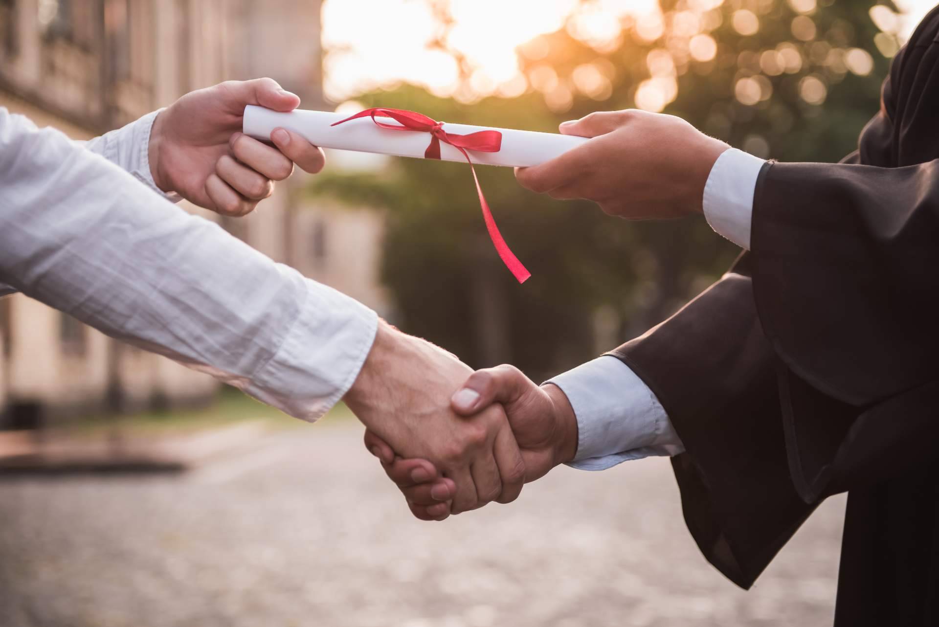 Doble Máster en Dirección Comercial y Marketing + Digital Business de ENEB; Clave para profesionales digitales