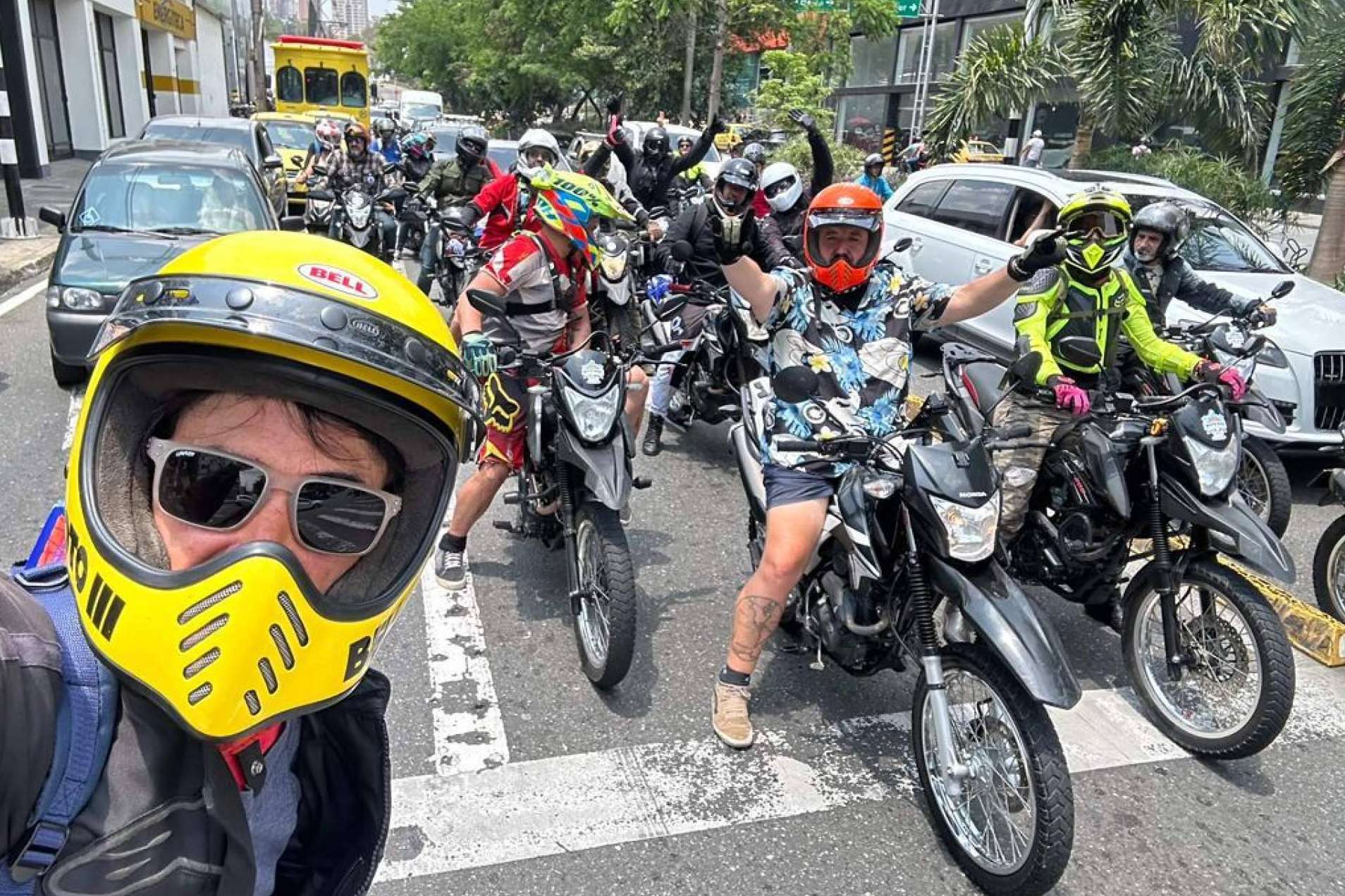 Recorrer Colombia en moto