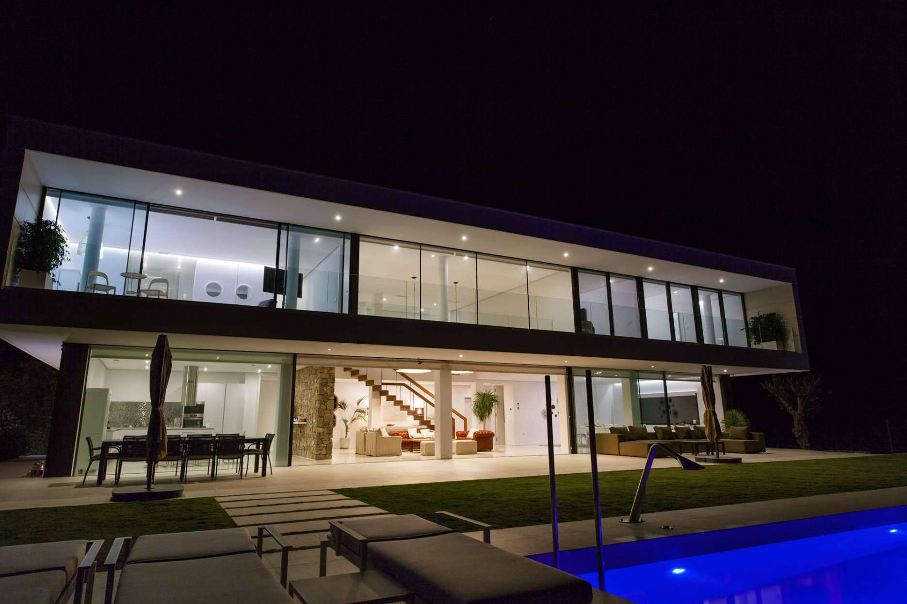 Villa Alkaram ofrece una experiencia de lujo en la costa gaditana
