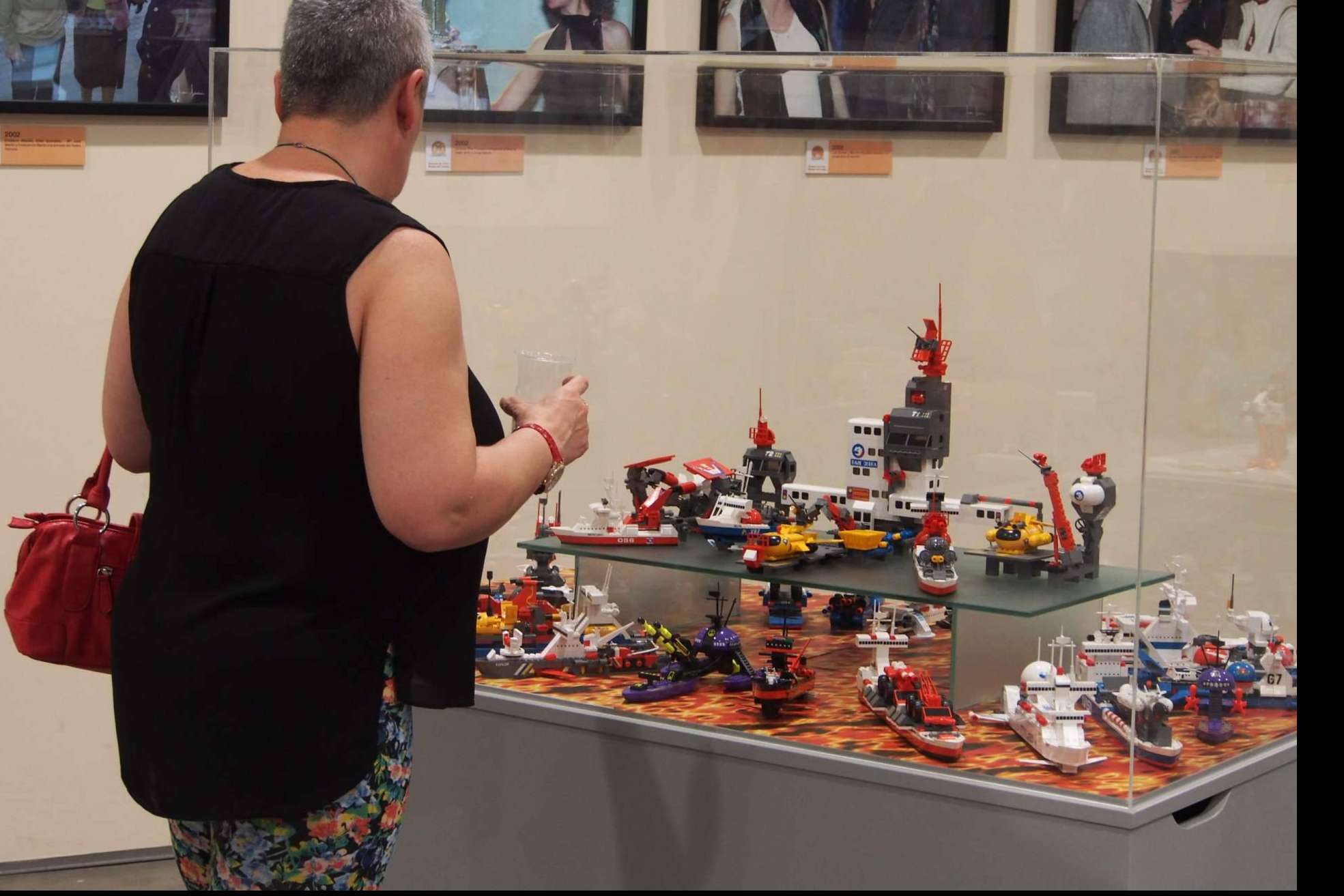 Exposición del juego de construcción TENTE en el centro comercial Valdebernardo