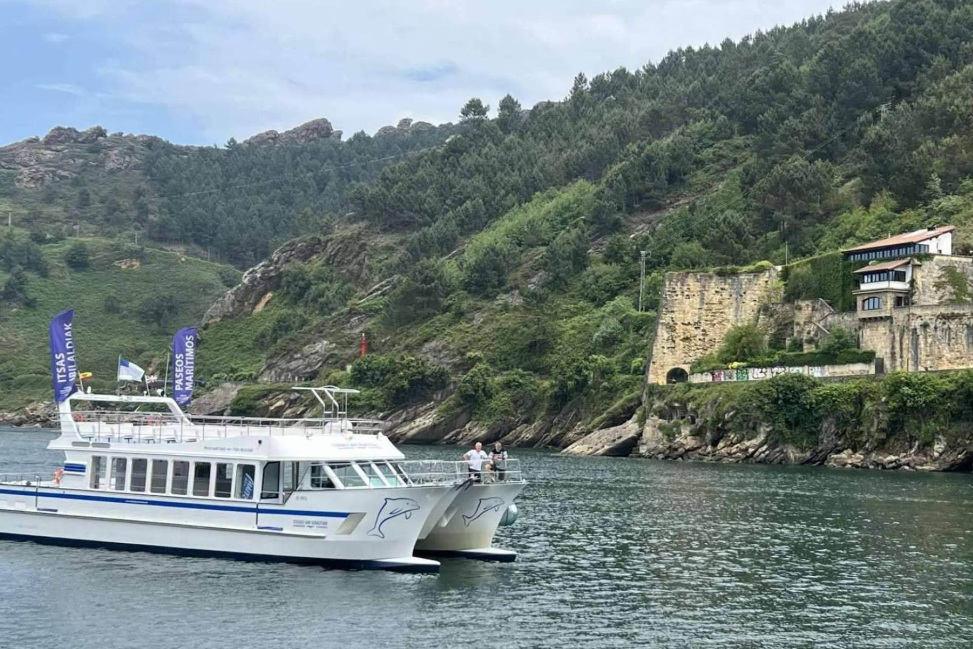 Catamarán Ciudad San Sebastián marca el camino hacia el futuro de la navegación sostenible