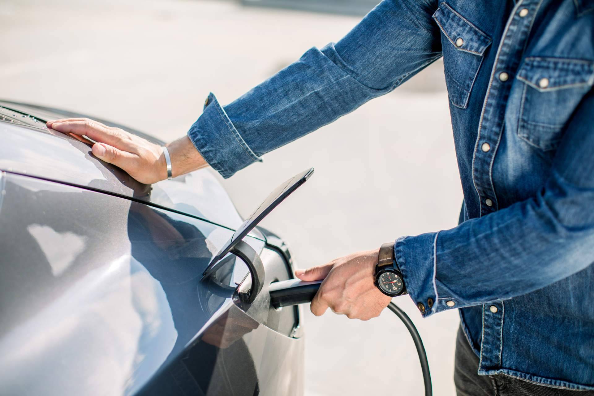 Comprar cargadores de vehículos eléctricos Ohme, en la tienda online de Cadenza Electric