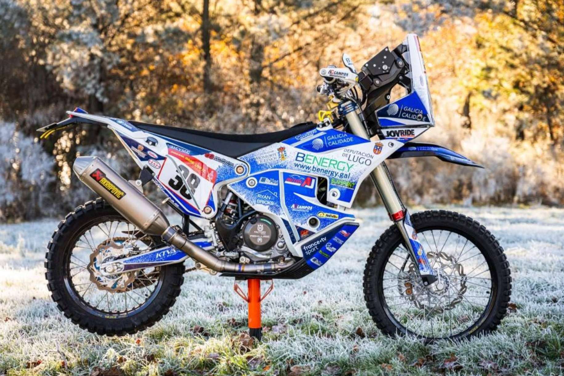 Adhesivos para motos de todas las marcas, modelos y categorías