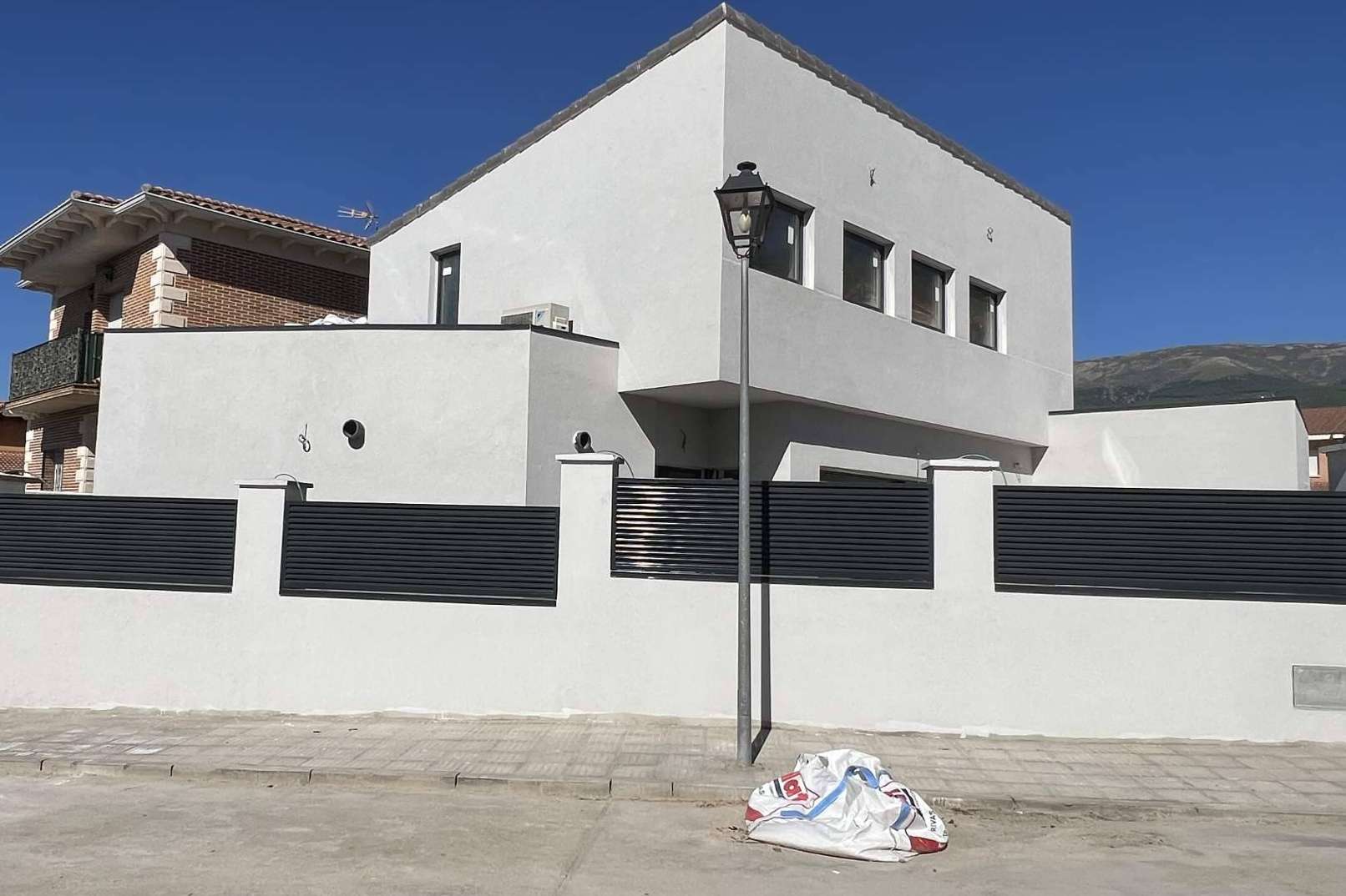 Arsitek Studio busca redefinir el diseño arquitectónico moderno, de la mano de propuestas innovadoras y funcionales