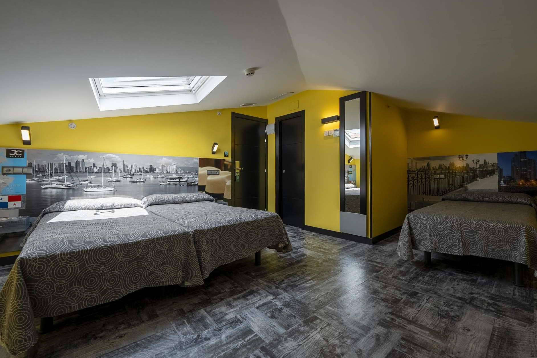 JC Rooms ofrece alojamientos cómodos, tematizados y céntricos en Madrid, ideales para grupos