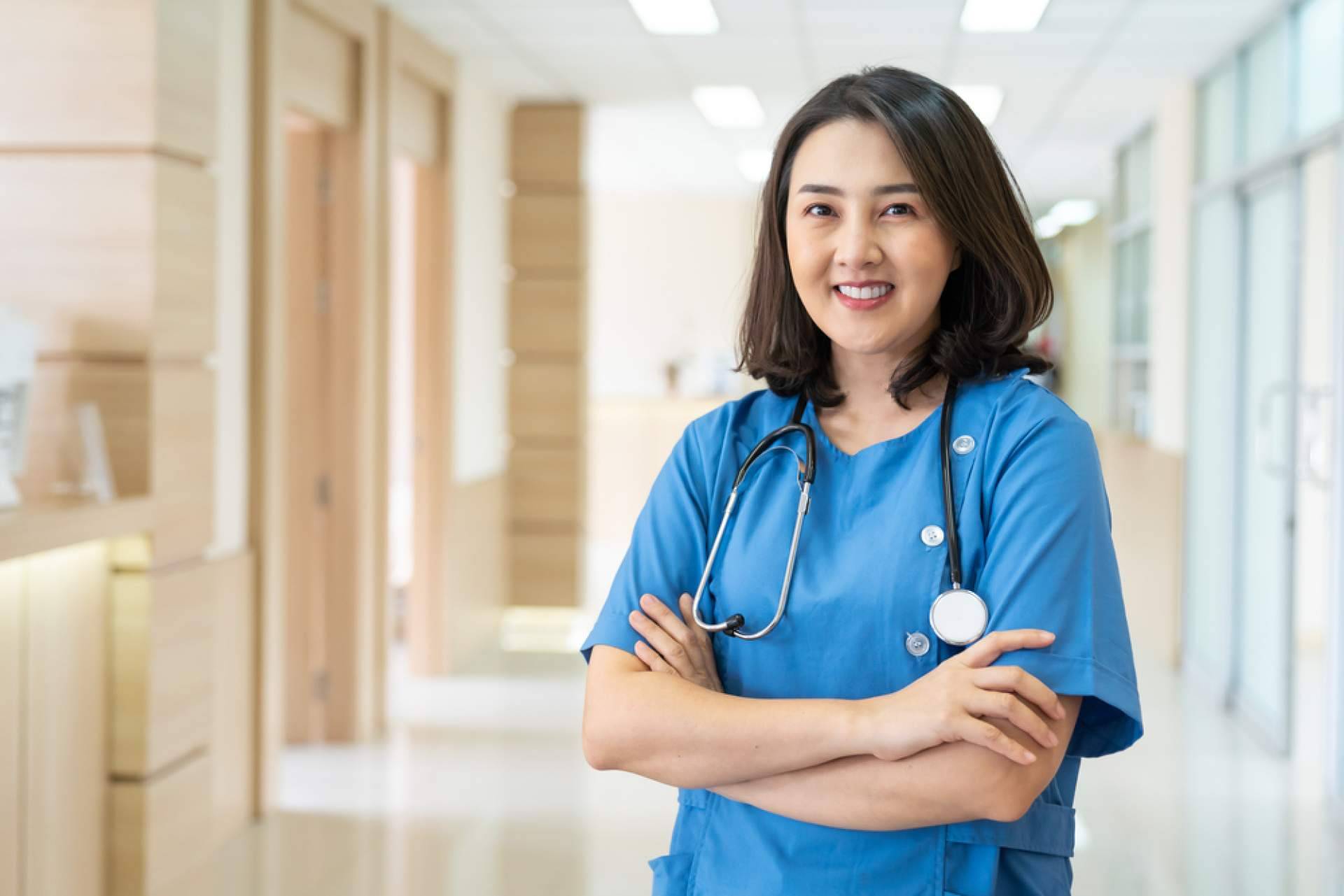SoloUniformes, innovación y diseño en uniformes sanitarios para centros médicos
