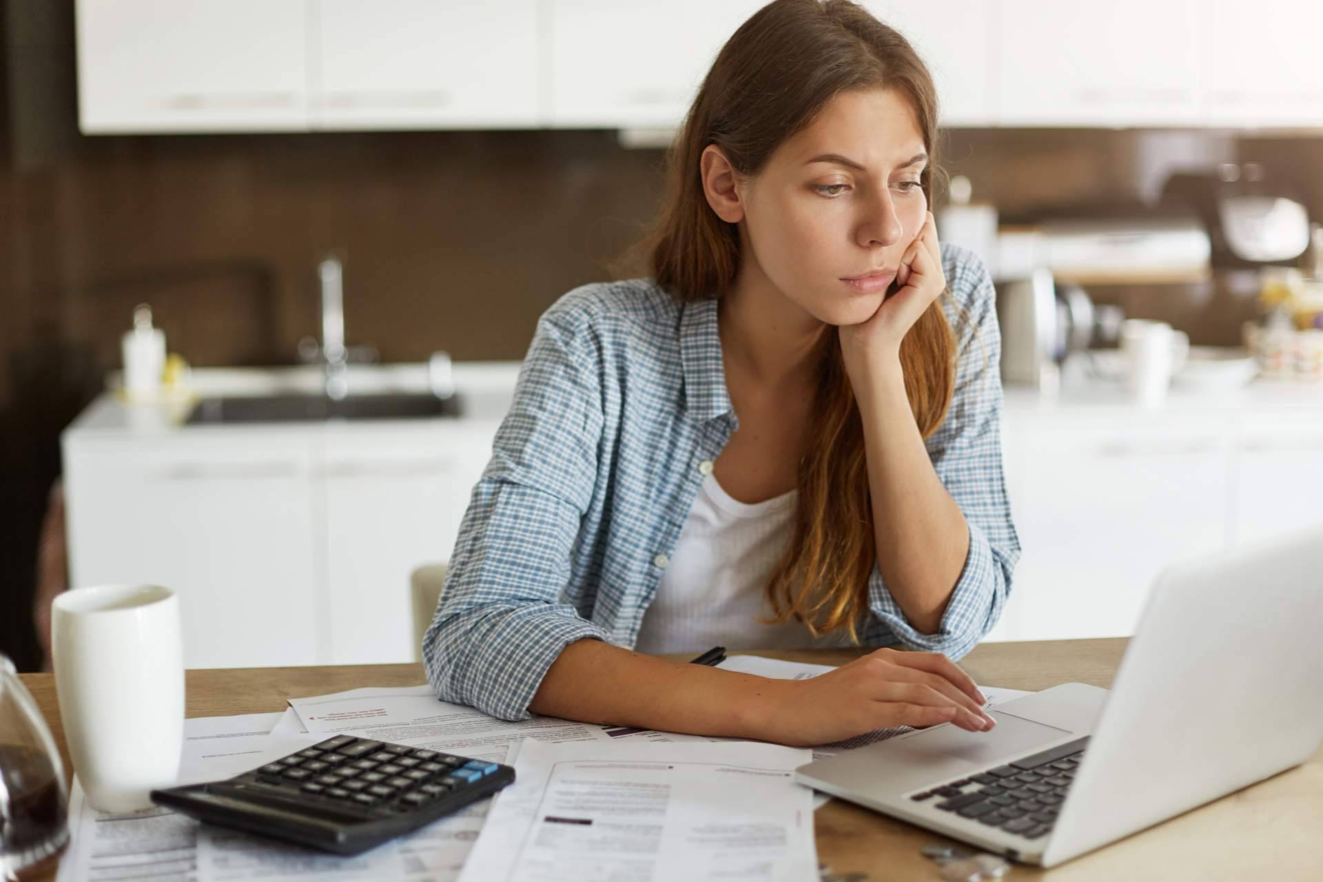 SeniorConta un software para cumplir con la normativa vigente y llevar la contabilidad al día
