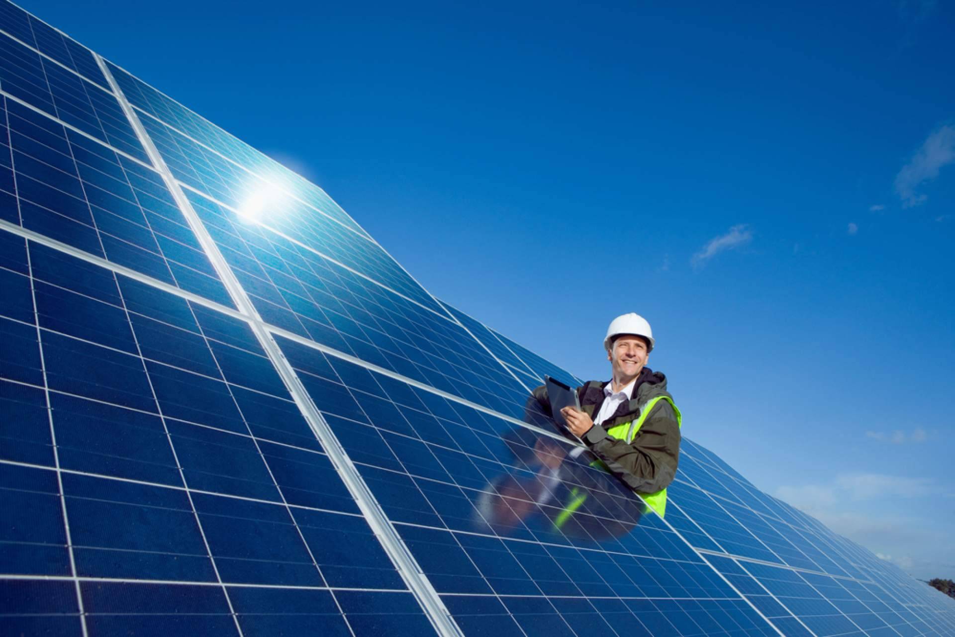 España apuesta por la energía solar para avanzar en la transición hacia un modelo energético sostenible