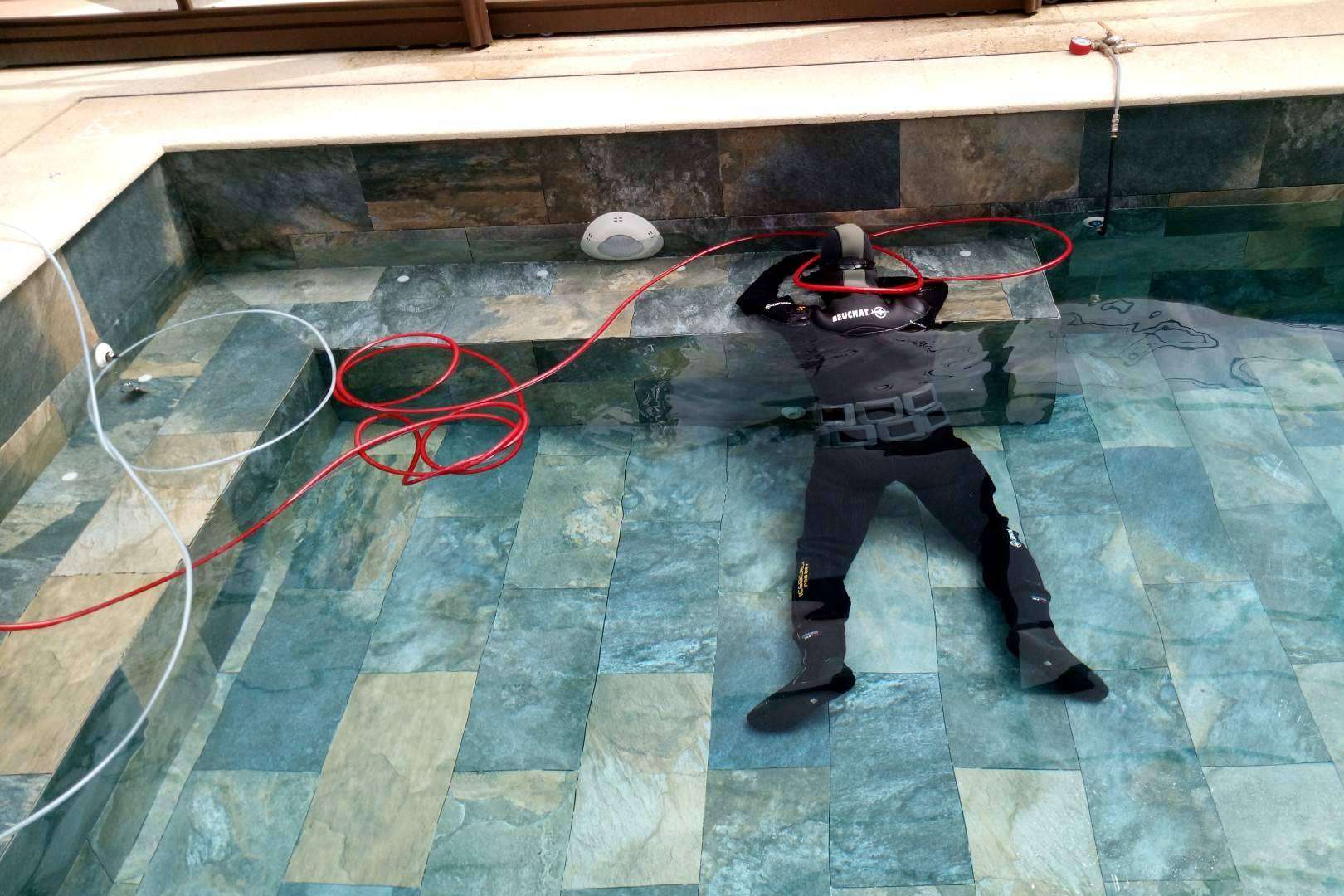 Telefuga; reparación de piscinas en Murcia sin necesidad de obras, a cargo de sus expertos