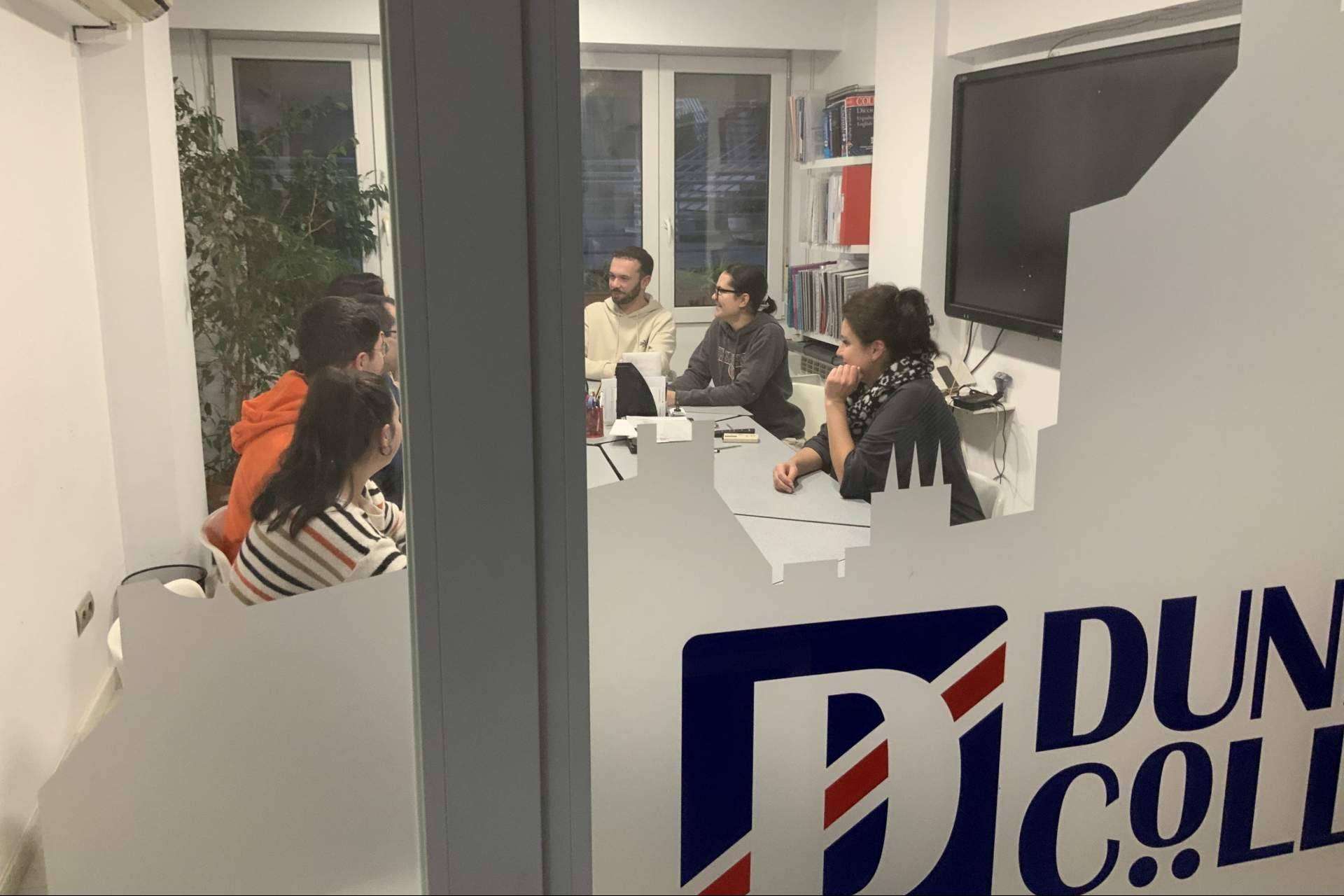 Dunedin College, una academia experta en la preparación de exámenes Cambridge y Aptis en Granada