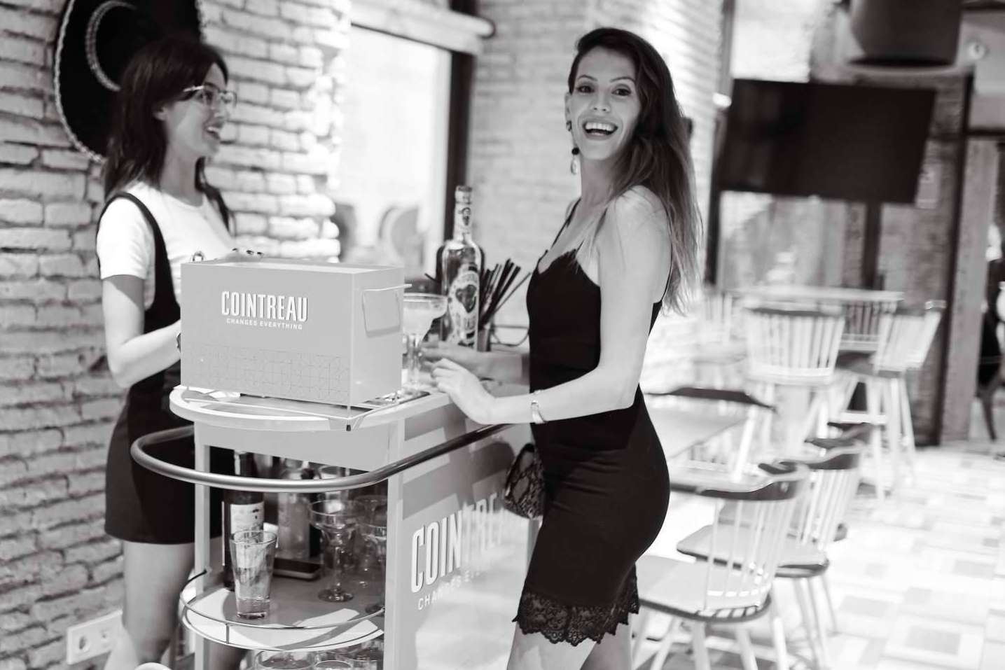 Cenar con cócteles, la combinación perfecta en Restaurante Casaamigos