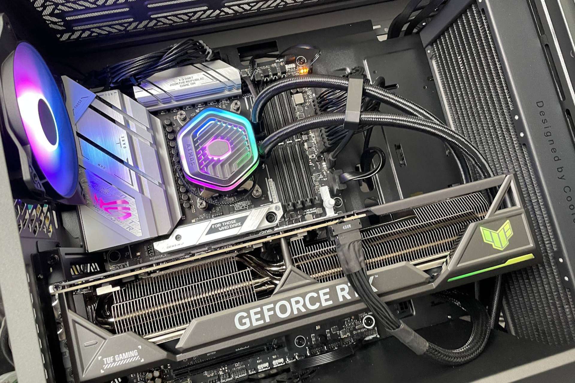 El comparador de precios de Geeknetic, la herramienta definitiva para ahorrar en tecnología