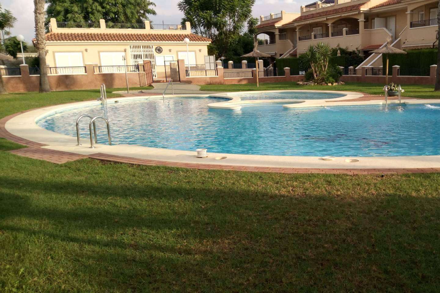 Detección y localización de cualquier tipo de fuga de agua en piscinas sin obras