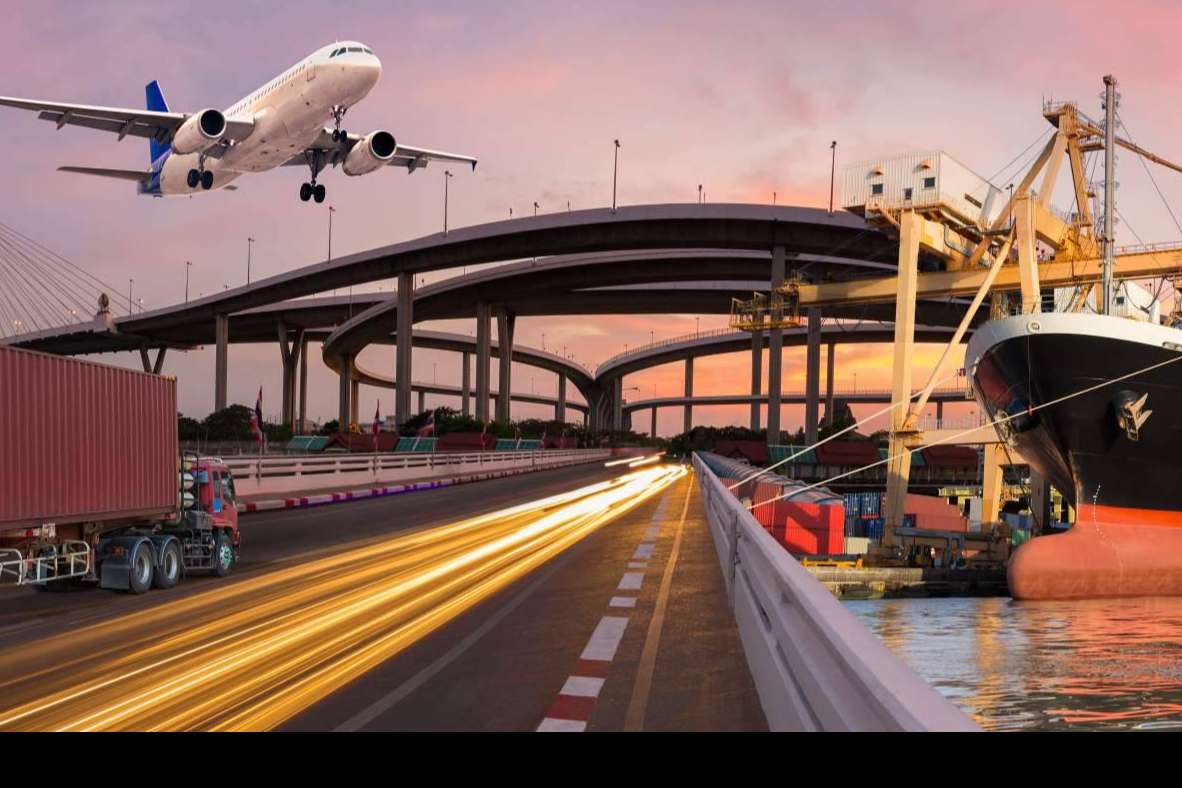 Optimización del Transporte; Expotransit Forwarding y su Enfoque en FCL/FCL y Productos Farmacéuticos
