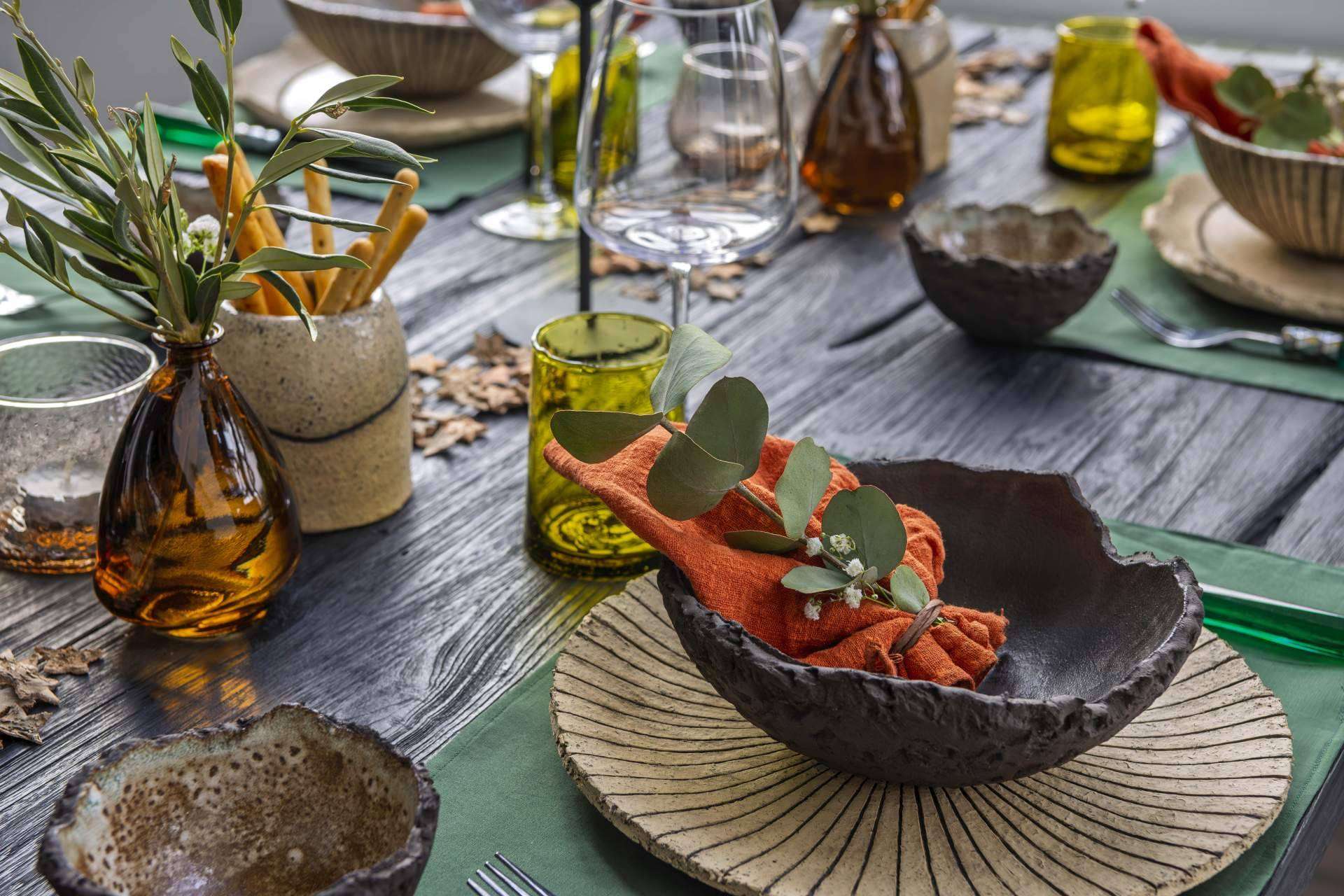 Tradición y diseño, las vajillas personalizadas que revolucionan la cerámica artesanal