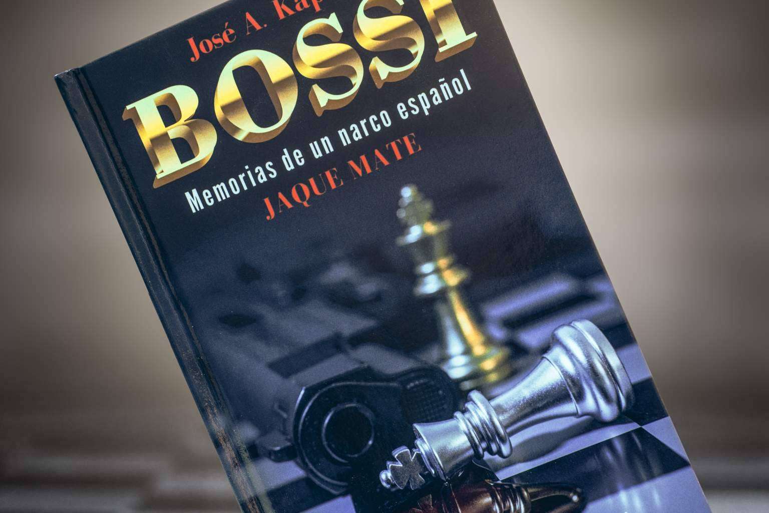 Bossi. Jaque Mate, el último libro de una trilogía que combina crimen y realidad