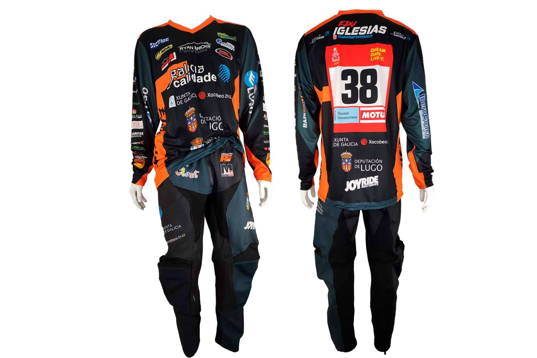 Personalización y resistencia en equipaciones offroad para la nueva temporada con ADHESIVOSEMBARRADOS