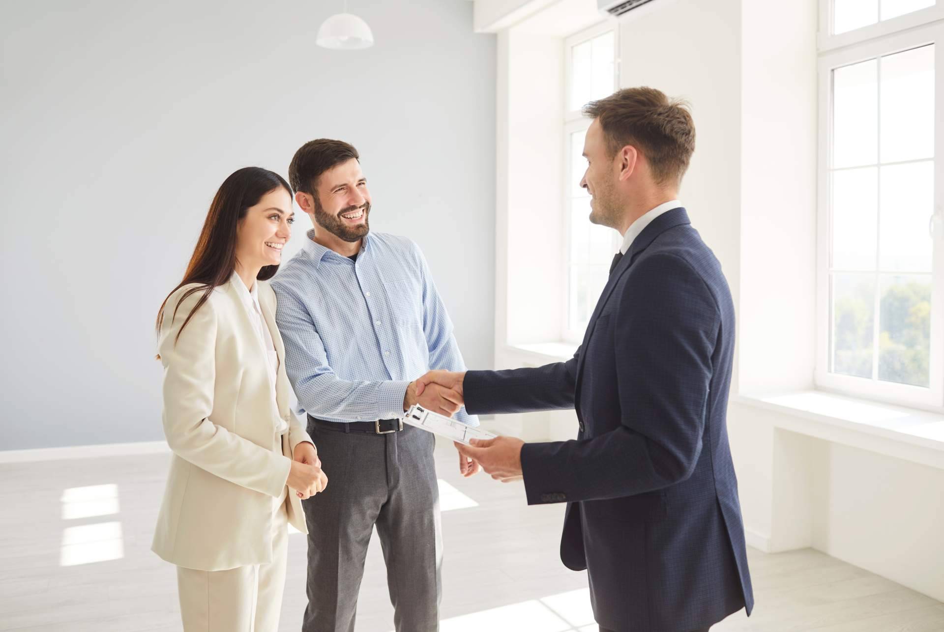 Jacqueline Álvarez Servicios Inmobiliarios, expertos en venta de propiedades en Parla, Getafe, Zona Sur