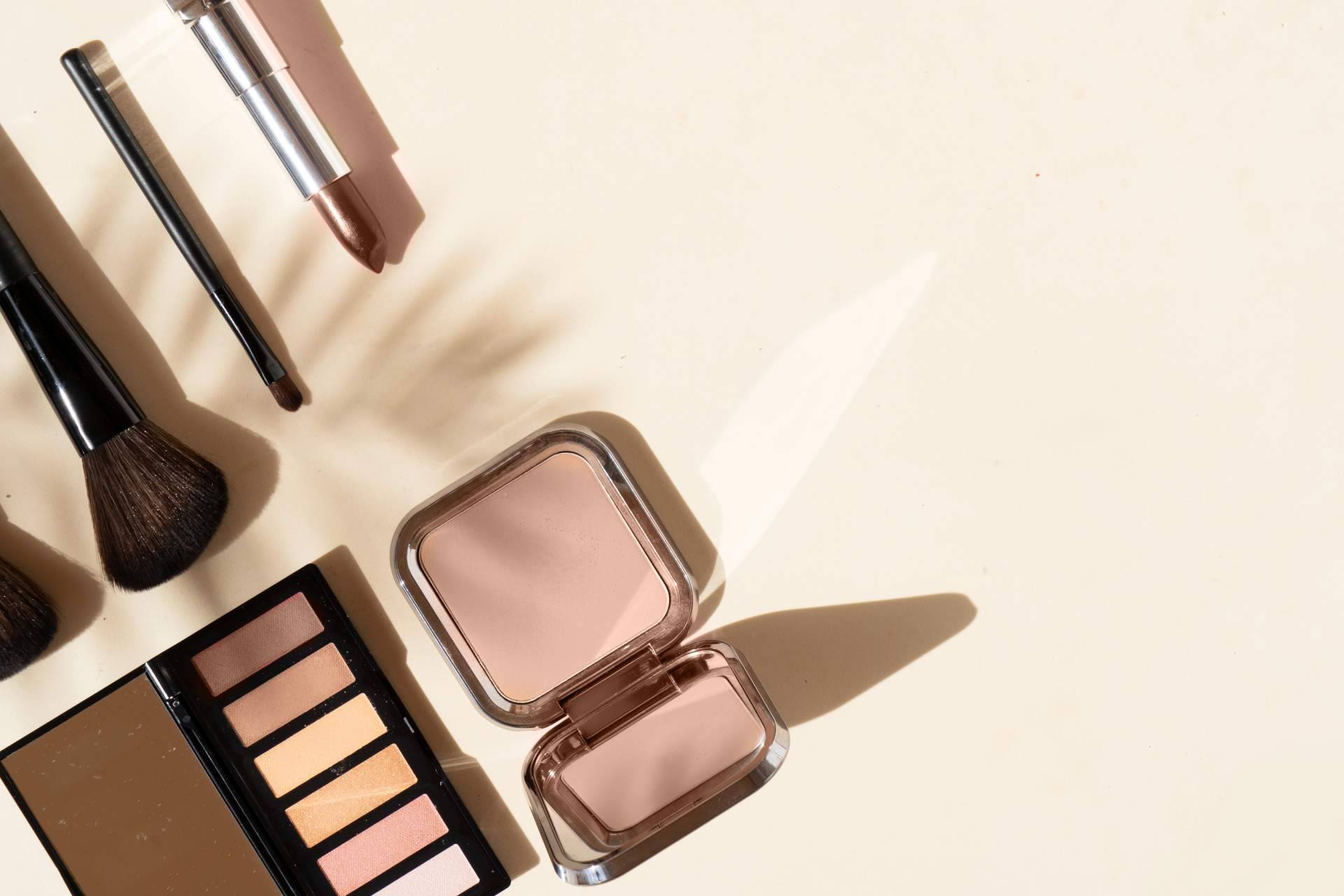 Tus Compras de Confianza revoluciona la belleza con maquillaje a precio de coste y envíos gratis