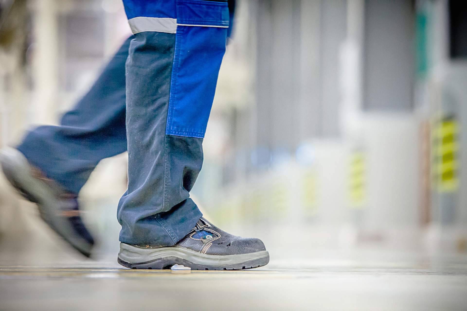 SoloUniformes apuesta por el calzado de trabajo cómodo para mejorar la seguridad laboral