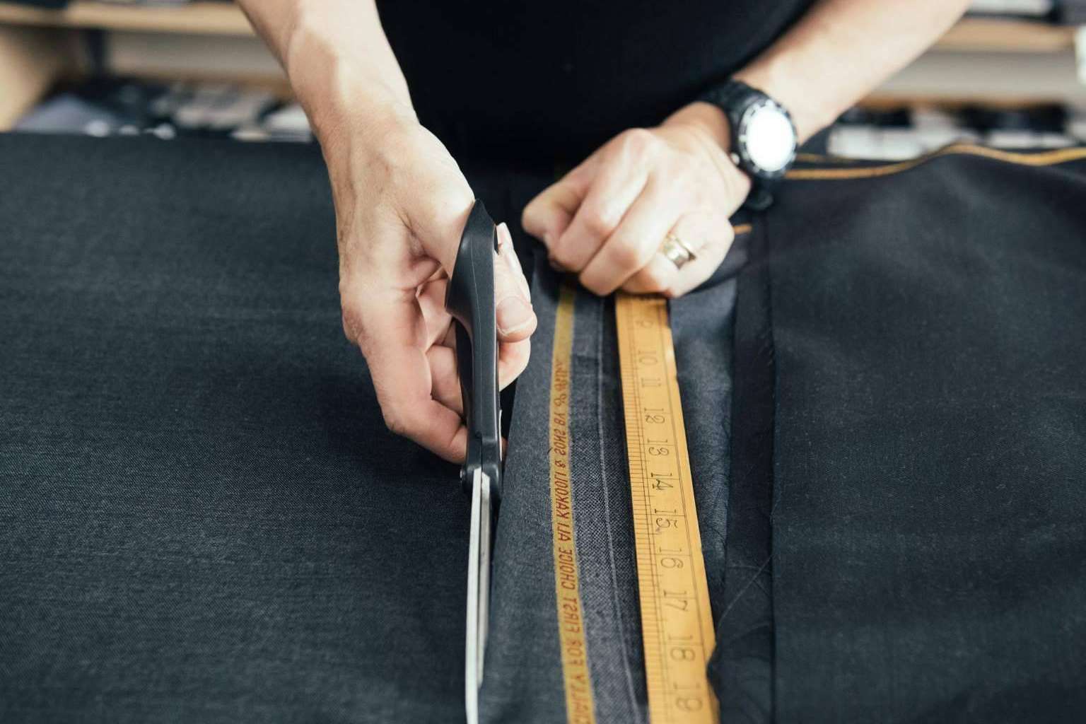 El arte del traje a medida en Madrid tiene nombre con Sastrería Gentleman