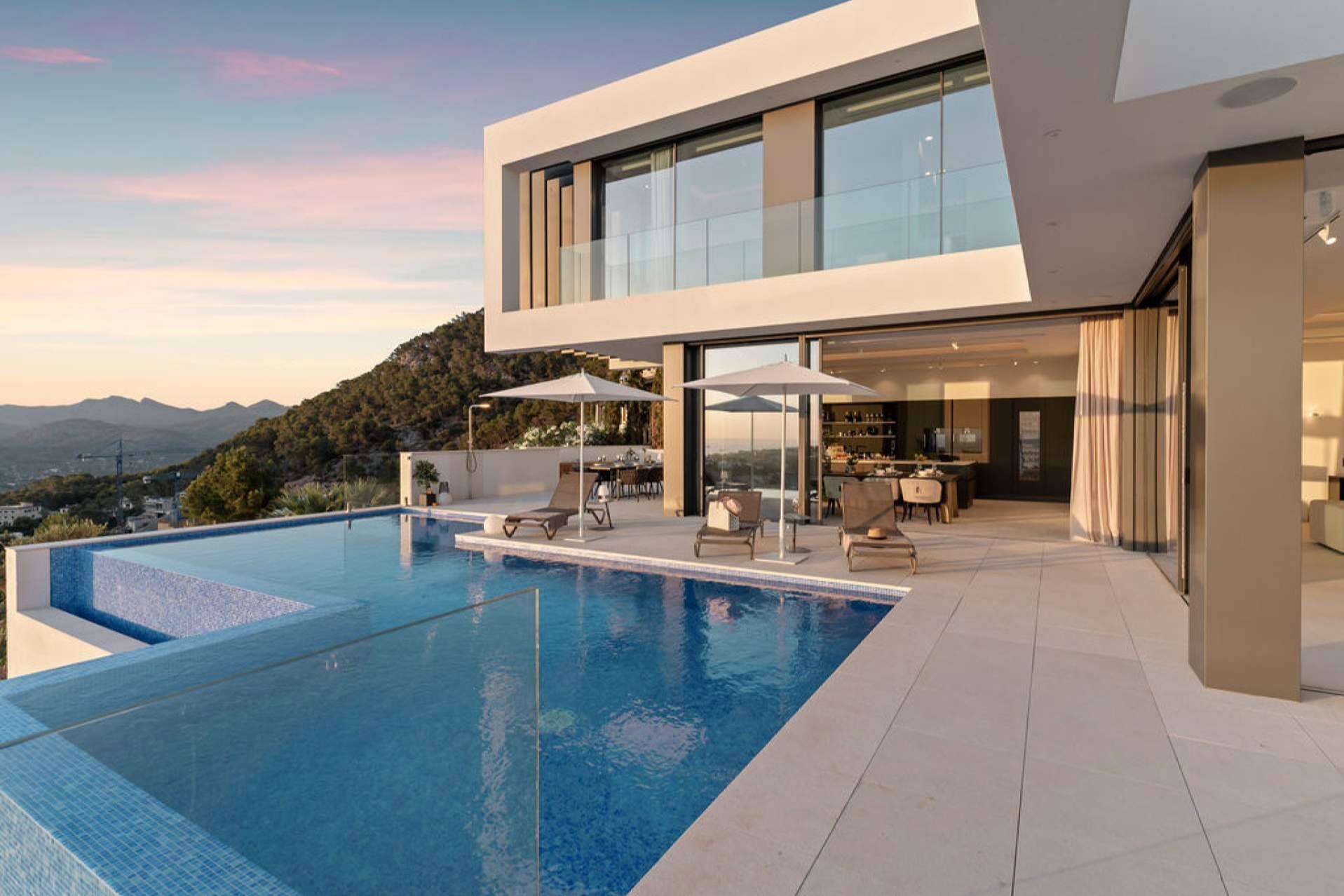 ​La inmobiliaria Lovian Properties destaca en el mercado de propiedades exclusivas en Santa Ponsa​