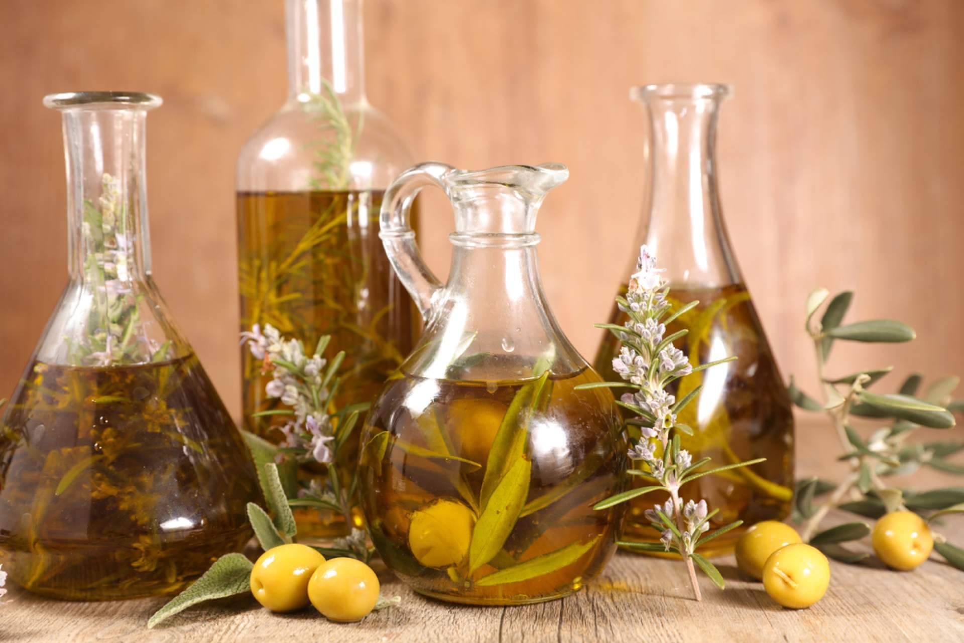Ventajas del aceite de oliva virgen extra ecológico frente al convencional