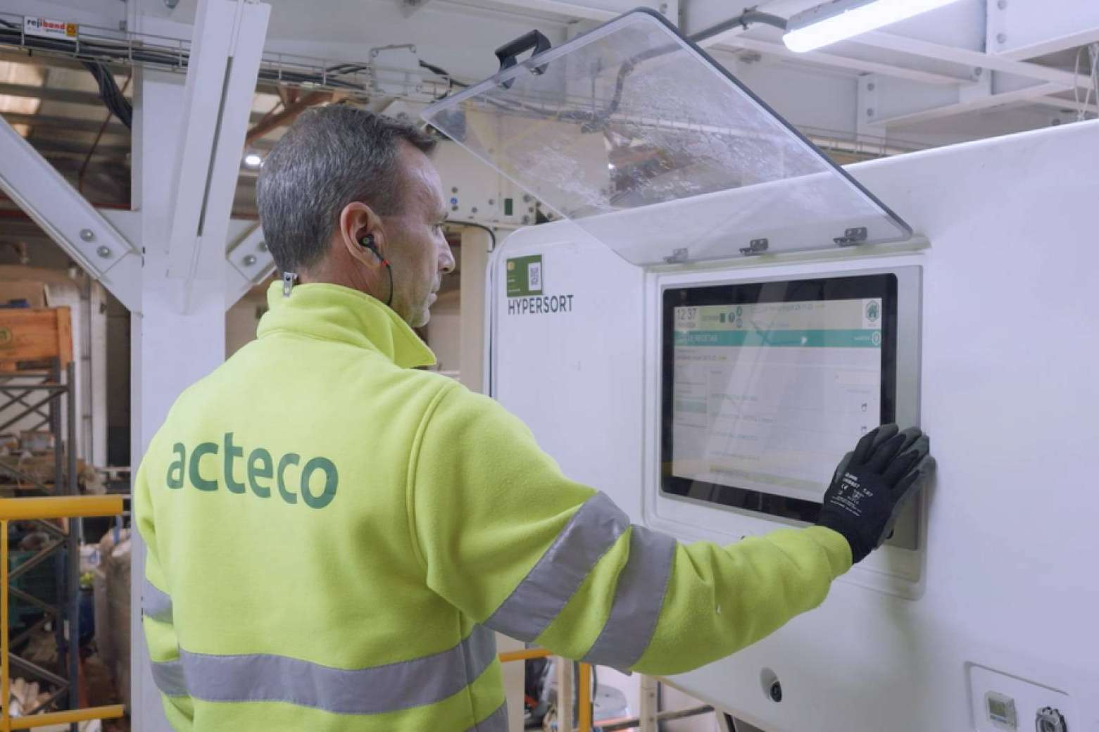 Acteco impulsa el reciclaje plástico como vía para reducir impuestos y avanzar hacia la economía circular