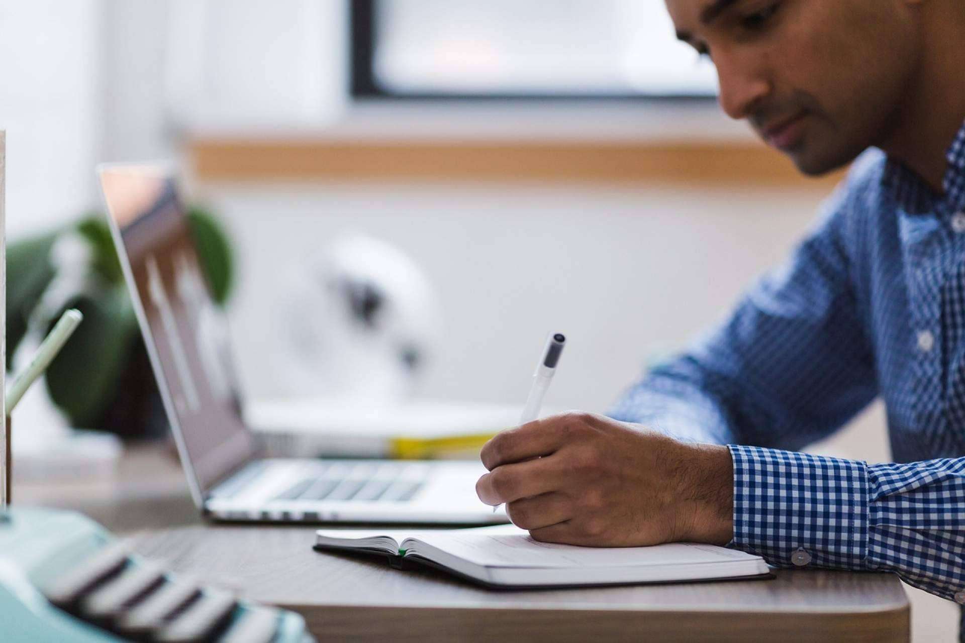 Estudiantes y reinserción laboral en España; TG Legal Consulting lanza asesoría clave para extranjeros