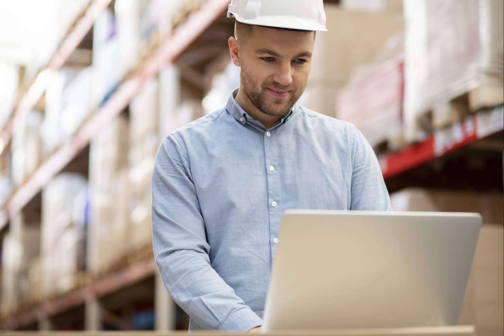 Easy Trans ofrece traducciones precisas y rápidas en múltiples idiomas para entornos empresariales