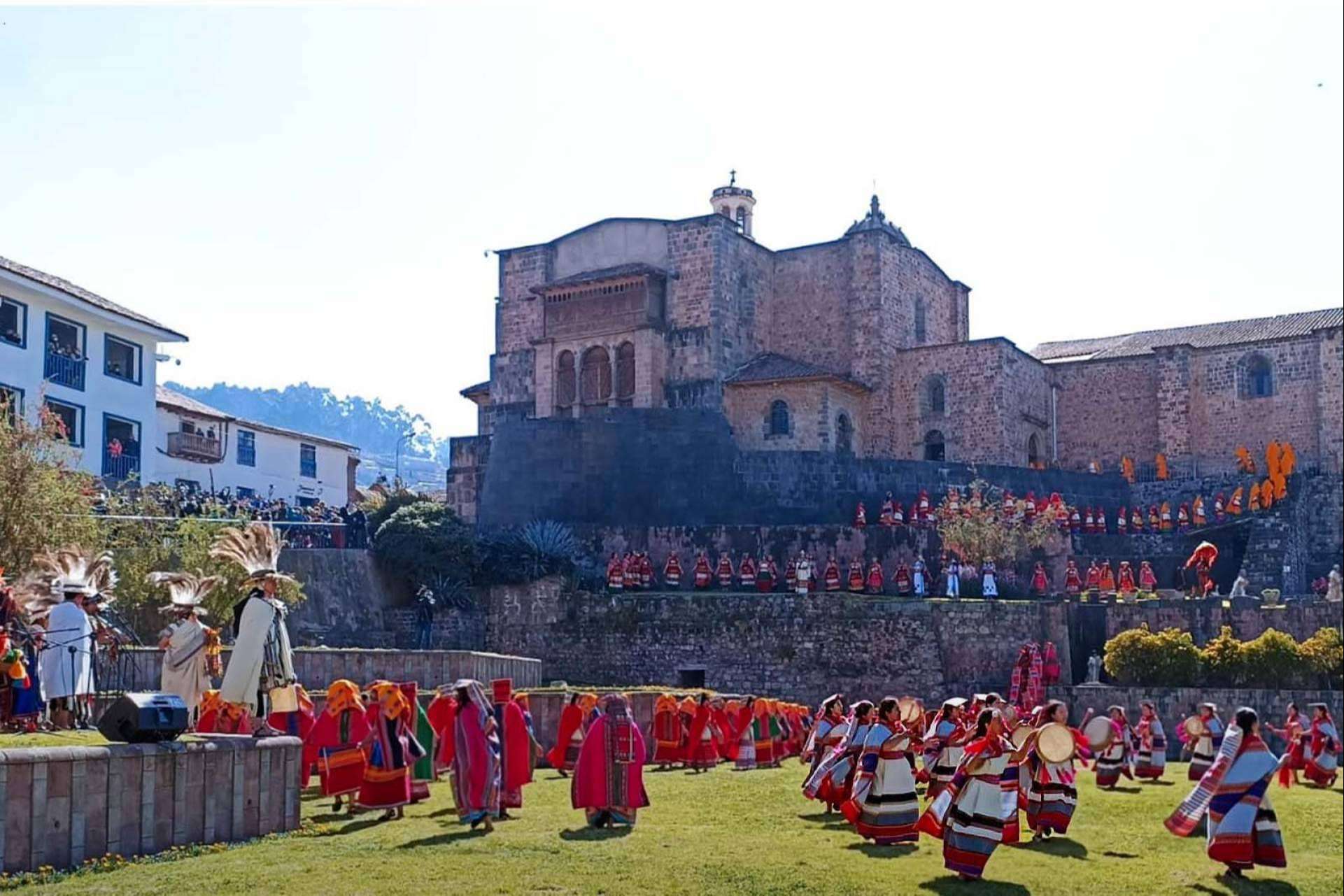 Cocatambo conecta a sus viajeros con el Inti Raymi, celebración ancestral del solsticio andino