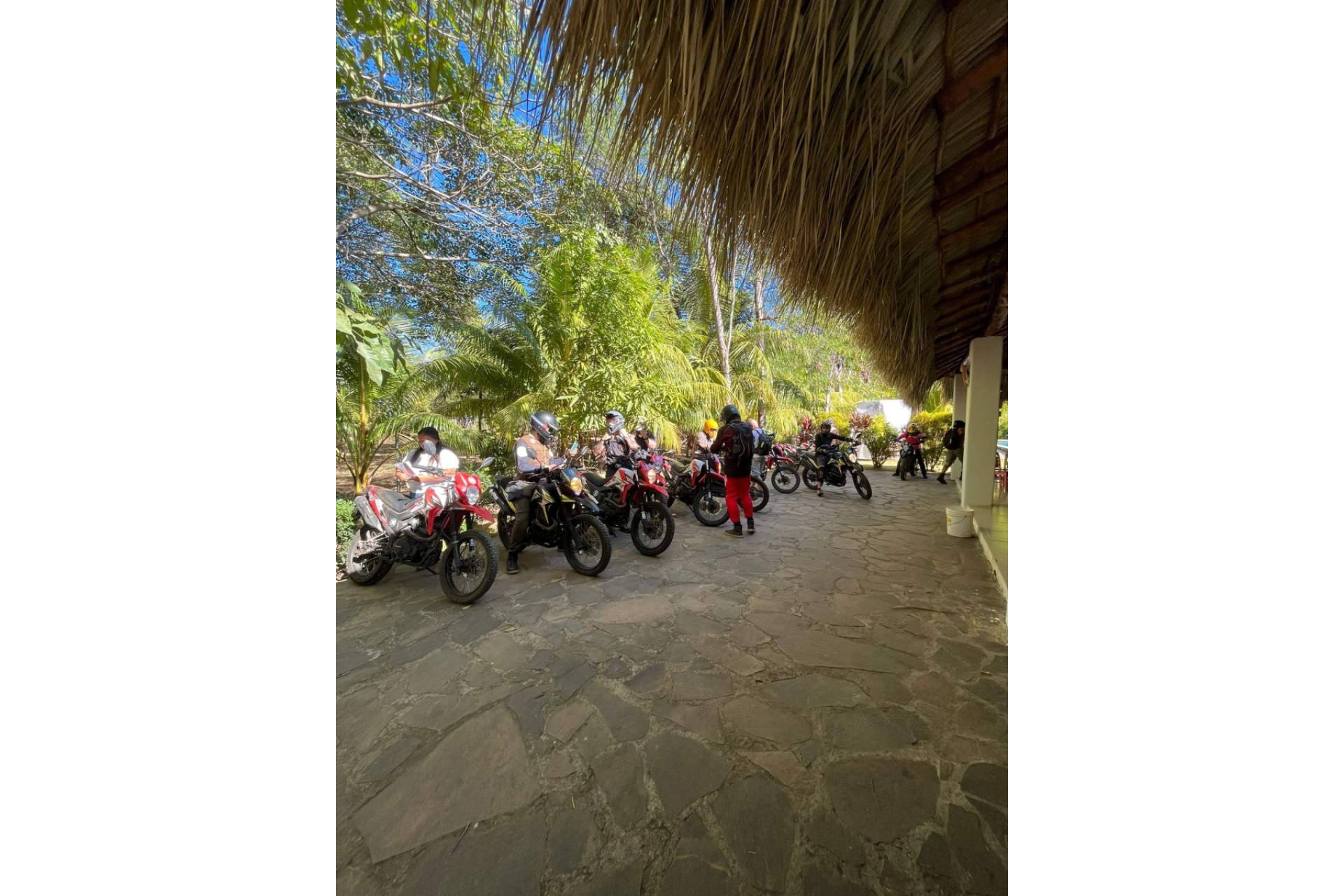 Motorbeach Viajes presenta una experiencia inmersiva para descubrir Costa Rica en moto