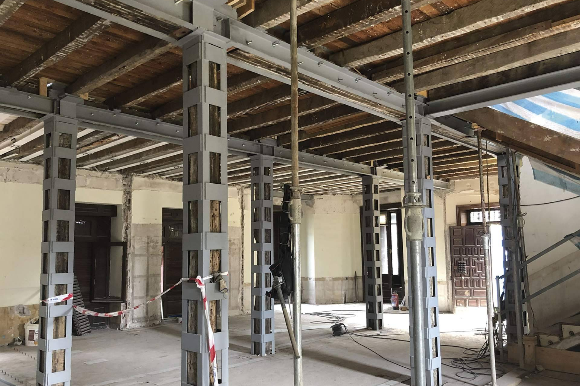 RPM apuesta por estructuras metálicas para reforzar la seguridad en procesos de rehabilitación