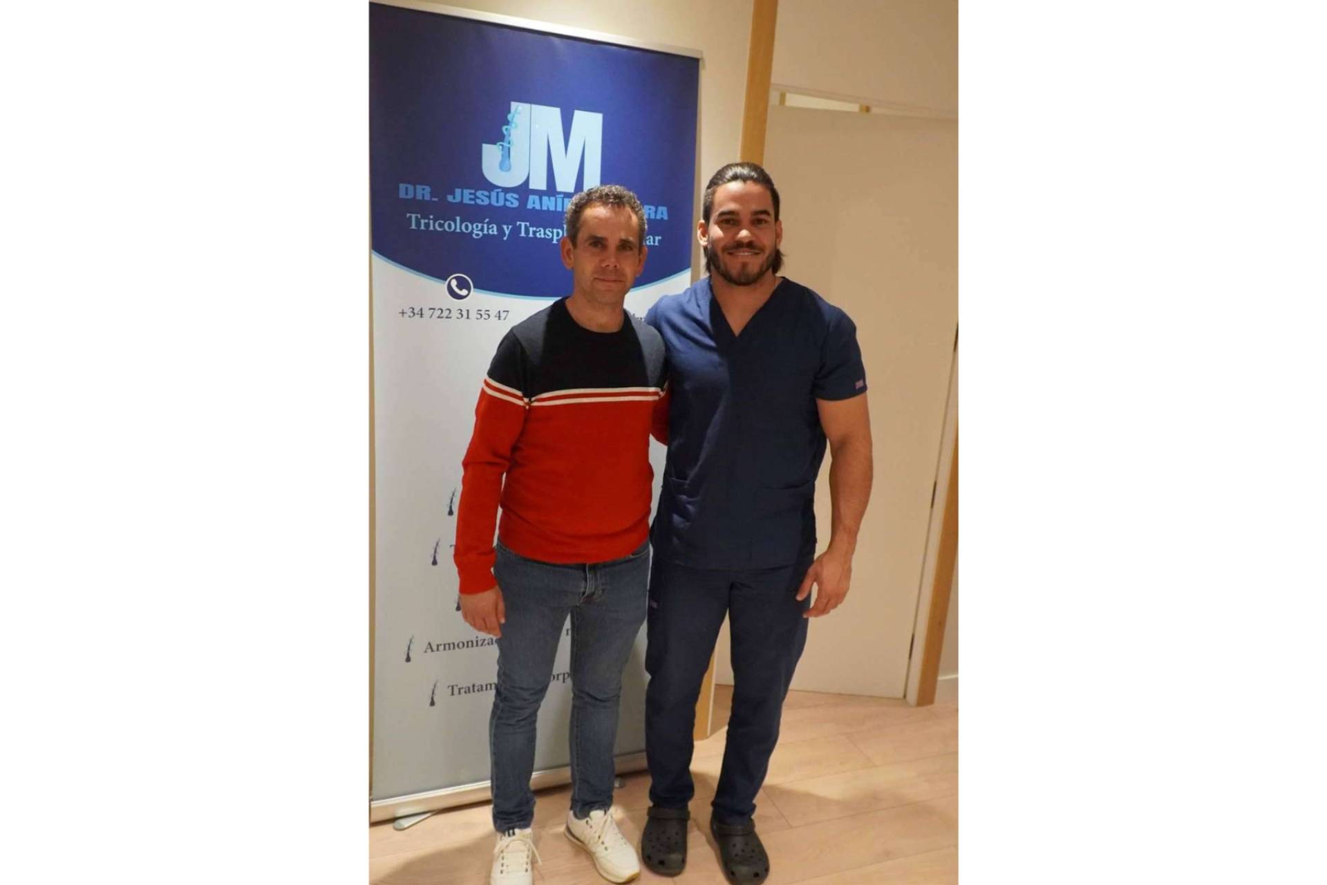 Experticia del Dr. Jesús Aníbal Mora en alopecia femenina transforma la salud capilar sin necesidad de cirugía
