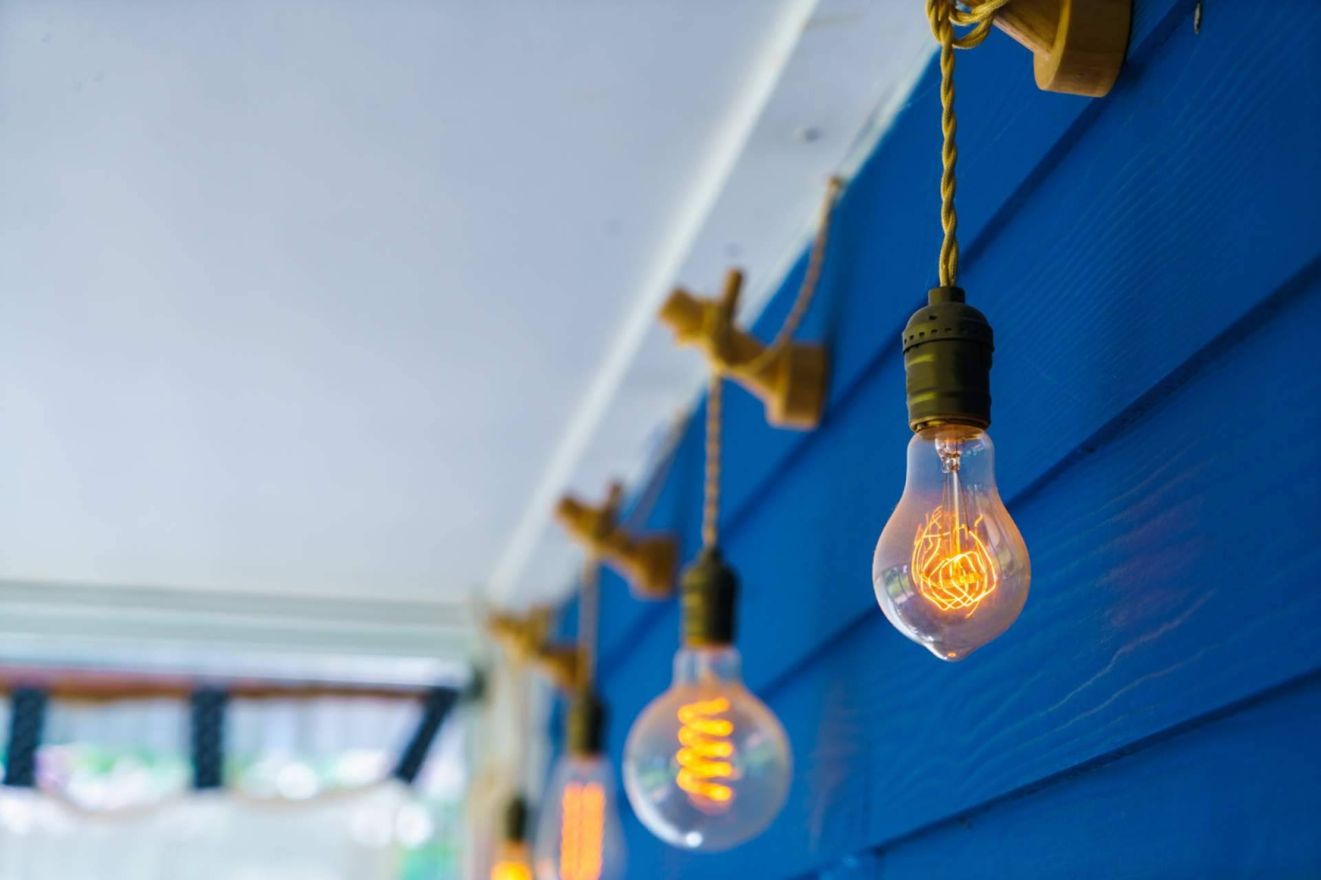 Cablelamp ofrece cables textiles artesanales para personalizar cada instalación lumínica con estilo y funcionalidad