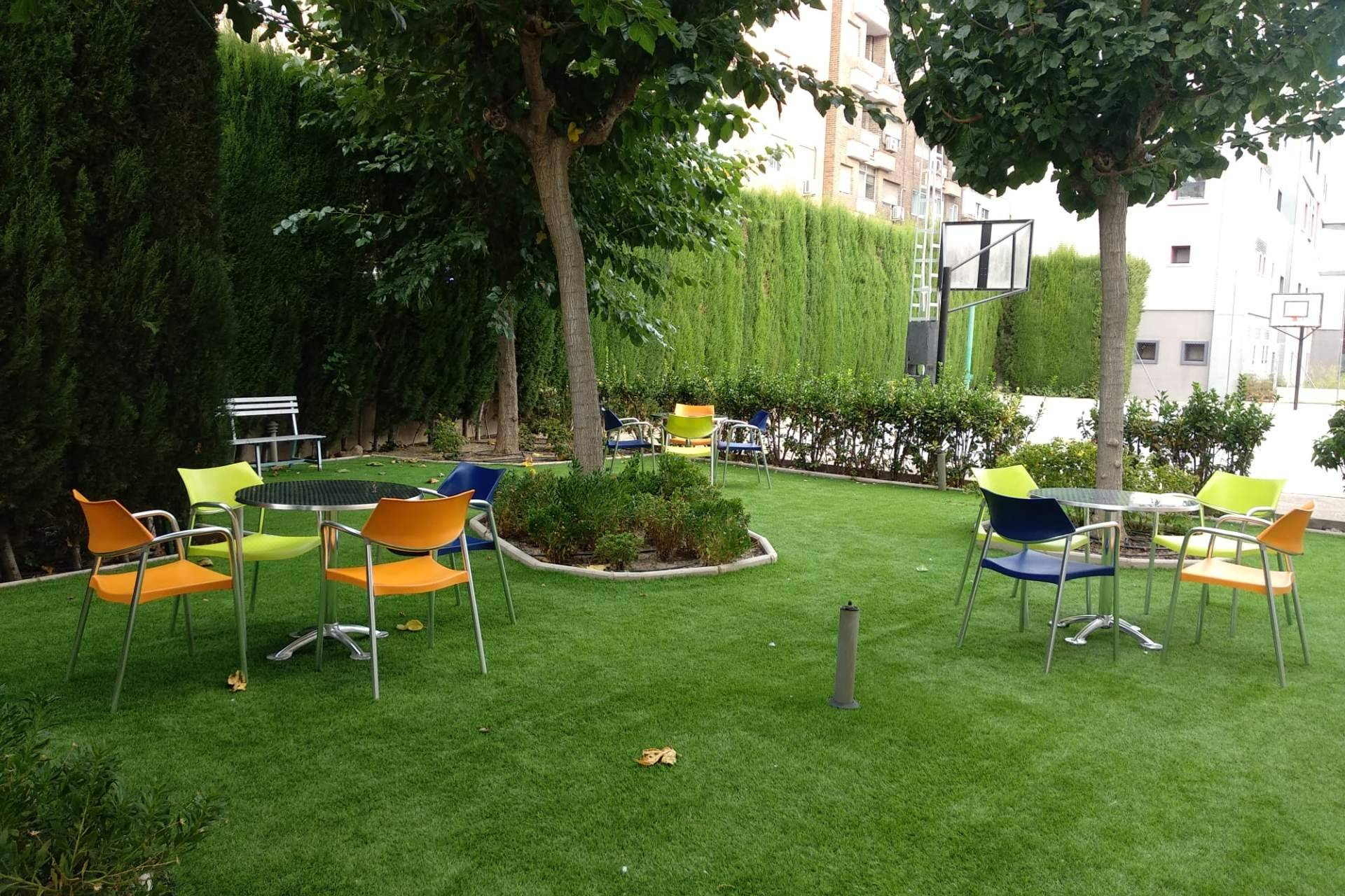 La Residencia Universitaria Oblatas, en el centro de Murcia, ofrece un hogar para estudiantes