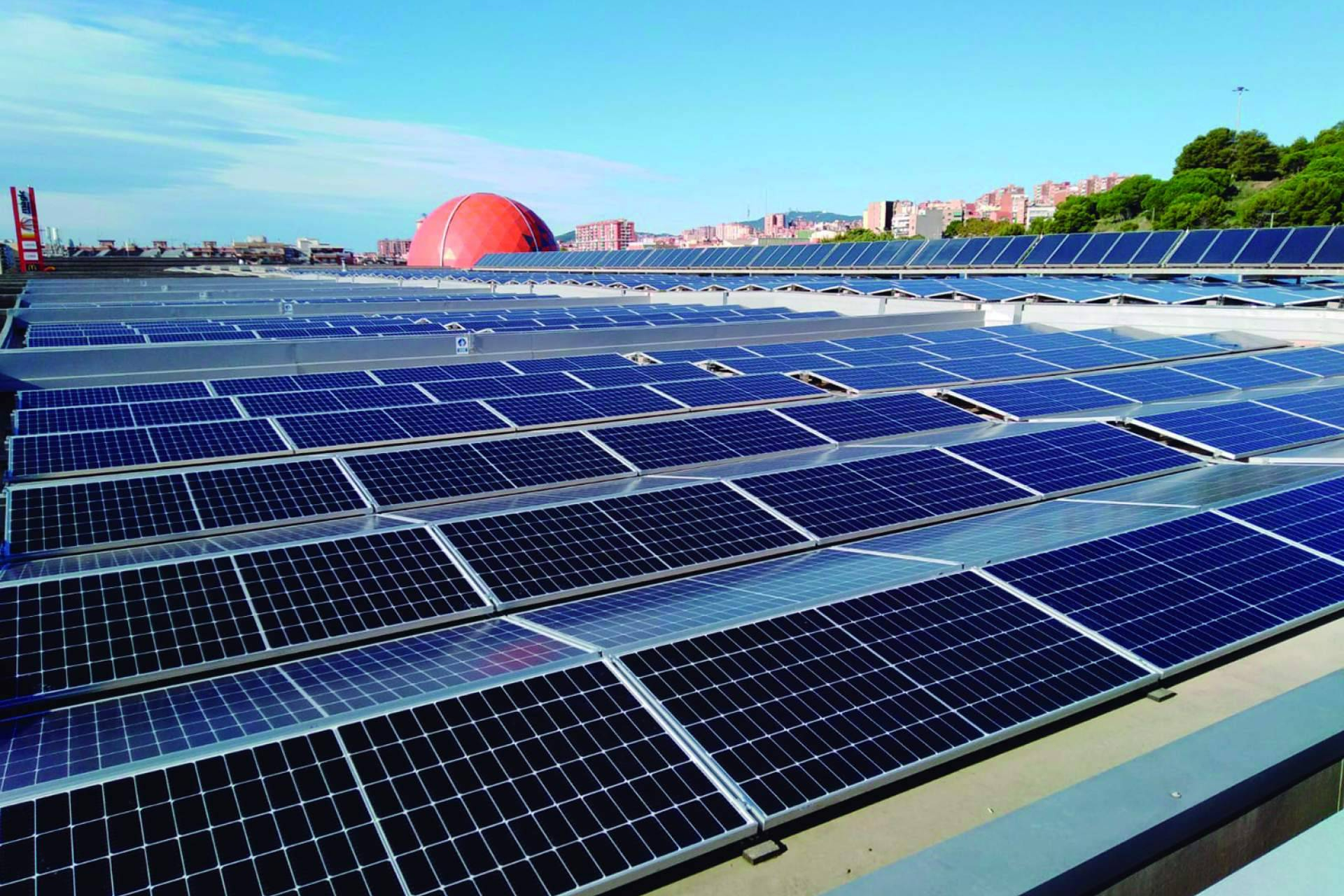 Autoconsumo colectivo en España; comunidades energéticas locales como eje del nuevo modelo energético