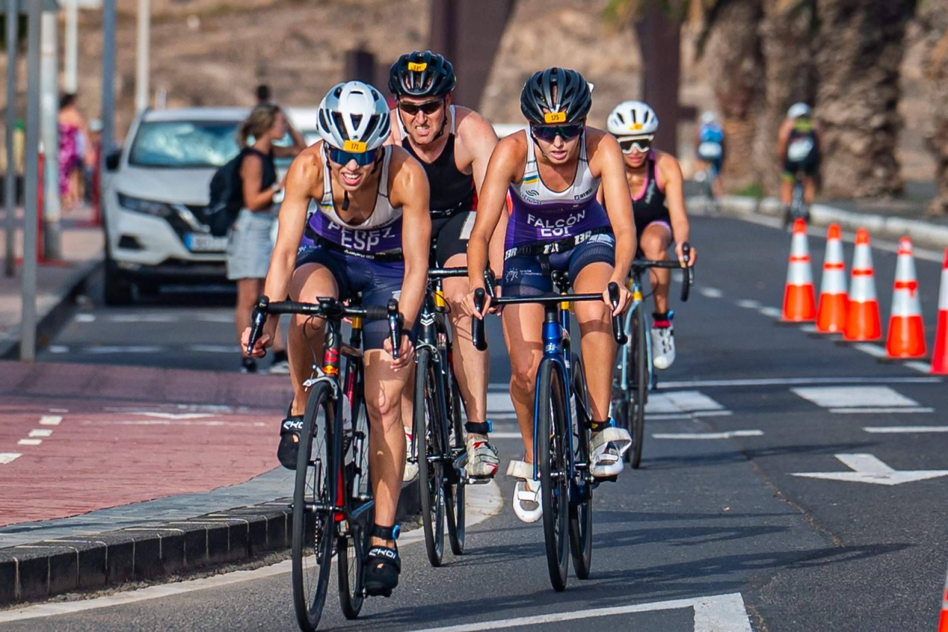 El Triatlón Ciudad de Arrecife consolida a la capital como destino deportivo y turístico